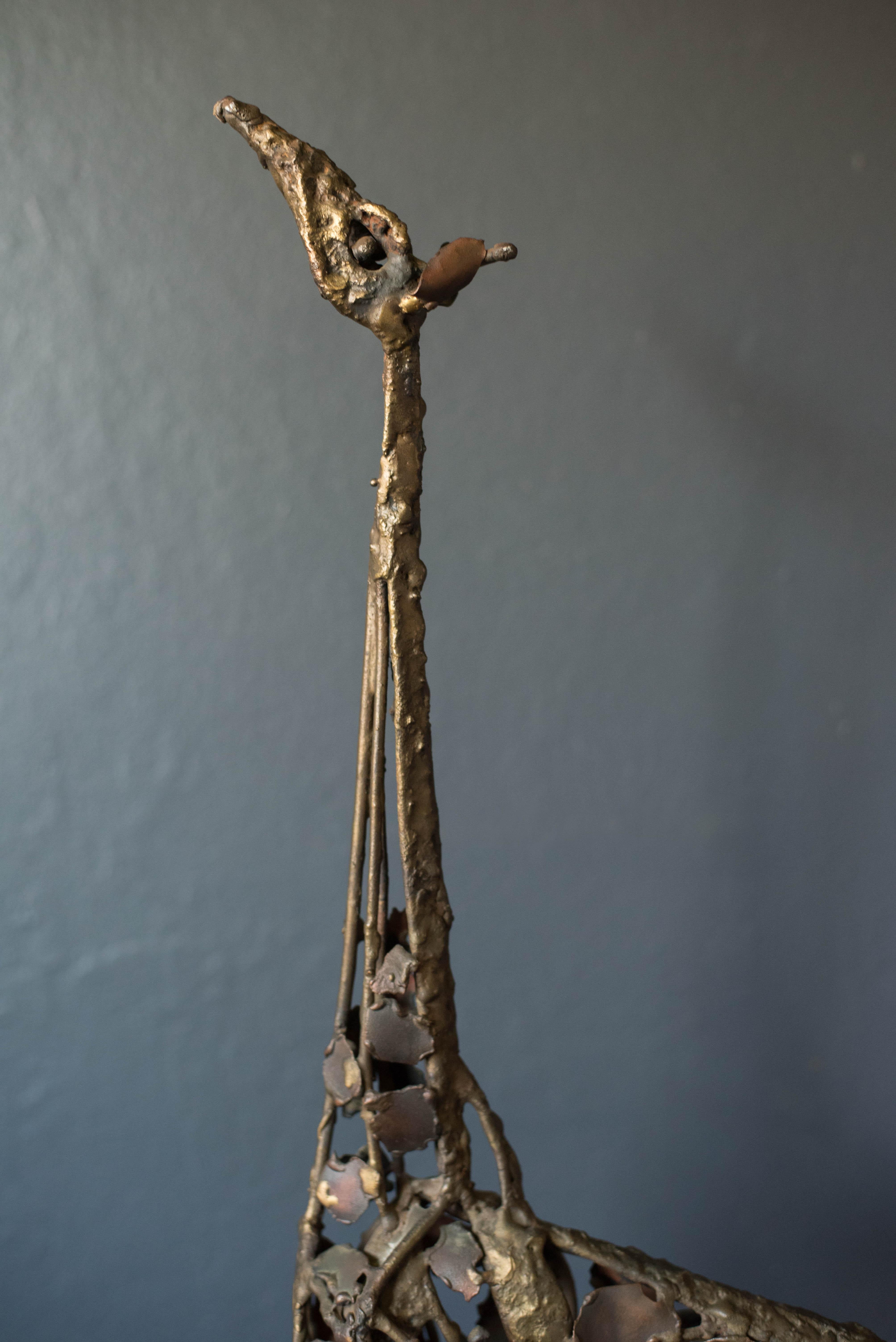 Mid Century Modern Abstract Metal Giraffe Sculpture In Good Condition For Sale In San Jose, CA