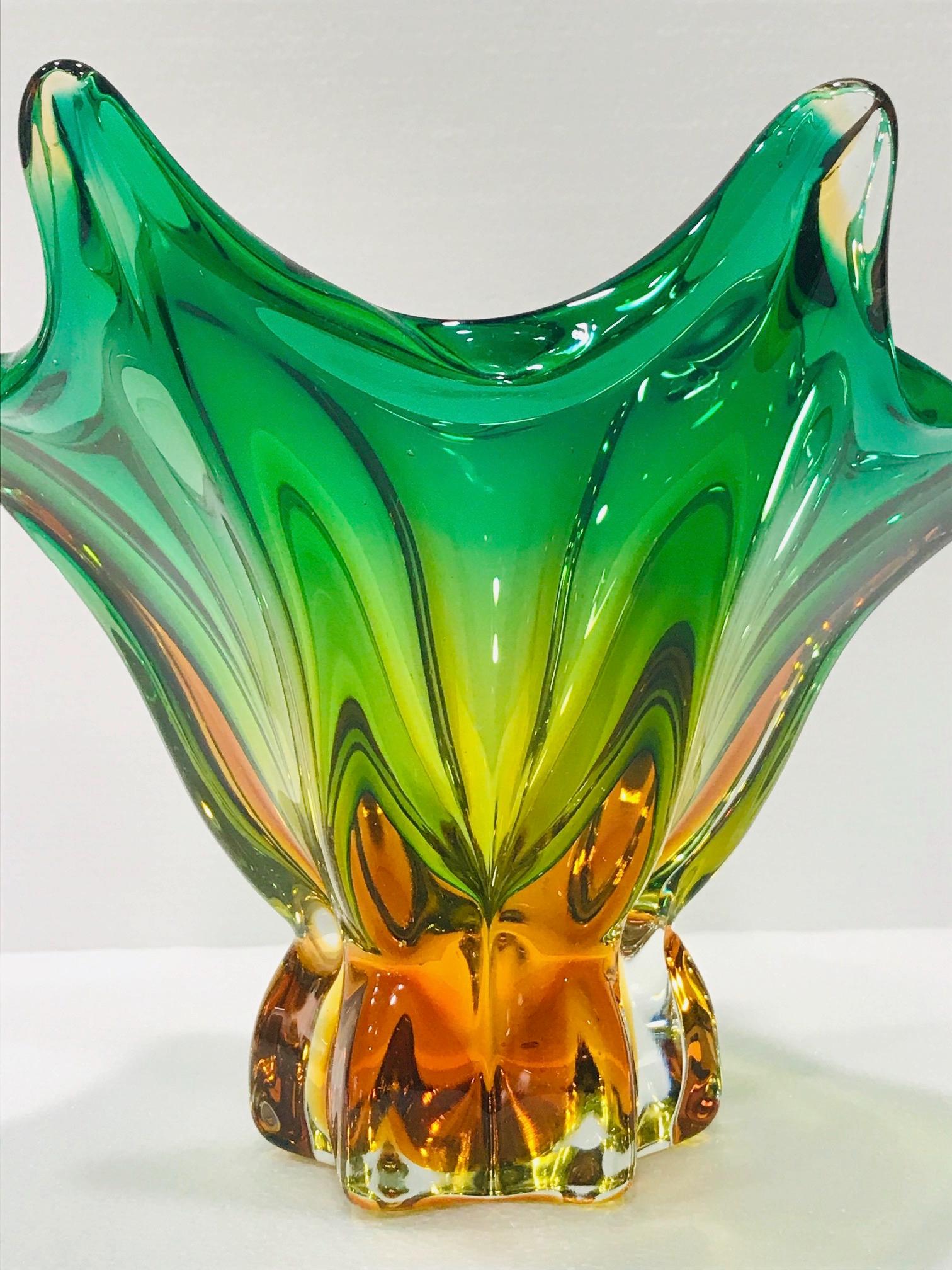 Mid-20th Century Mid-Century Modern Abstract Murano Glass Vase in Green and Gold, Italy c. 1950s