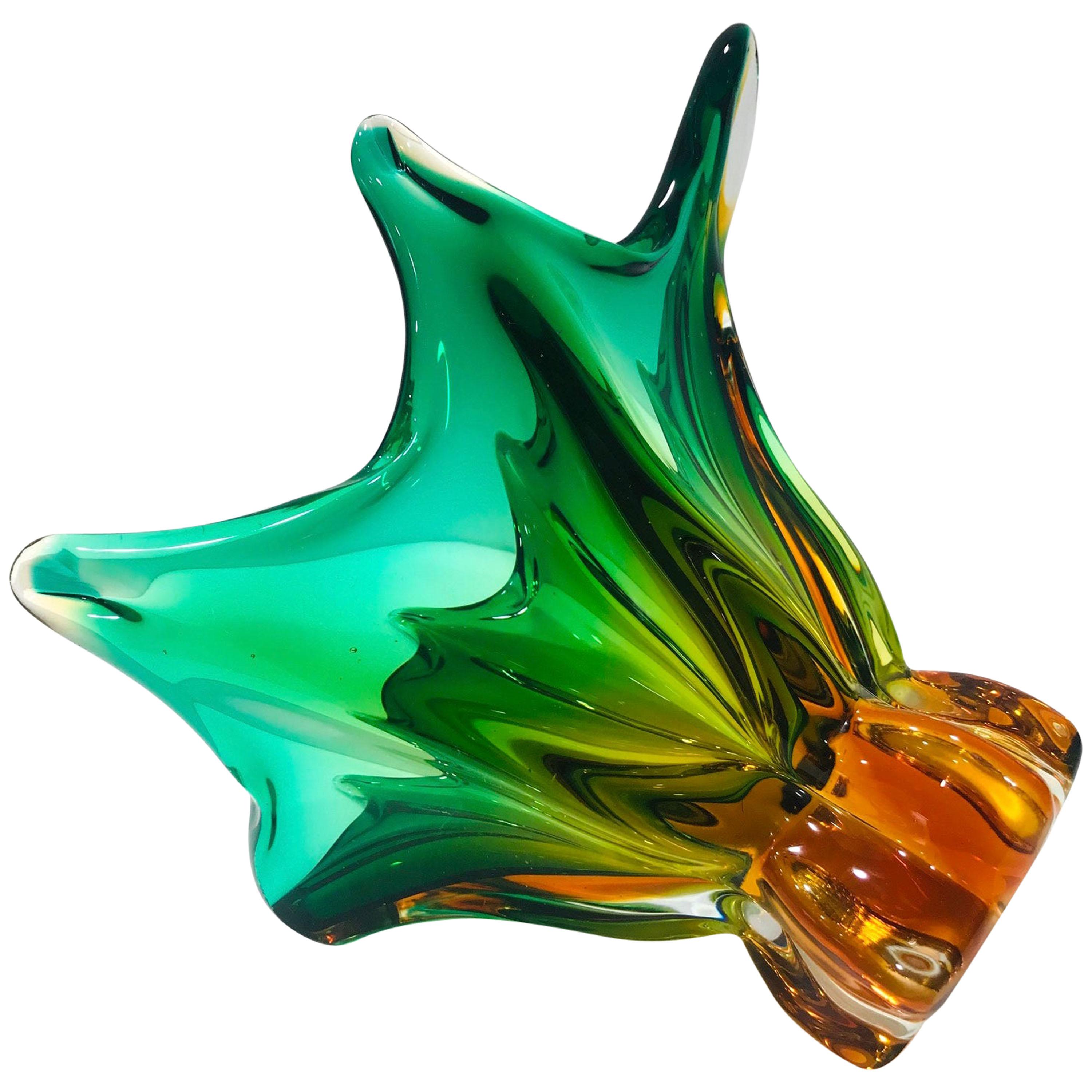 Mid-Century Modern Abstract Murano Glass Vase in Green and Gold, Italy c. 1950s