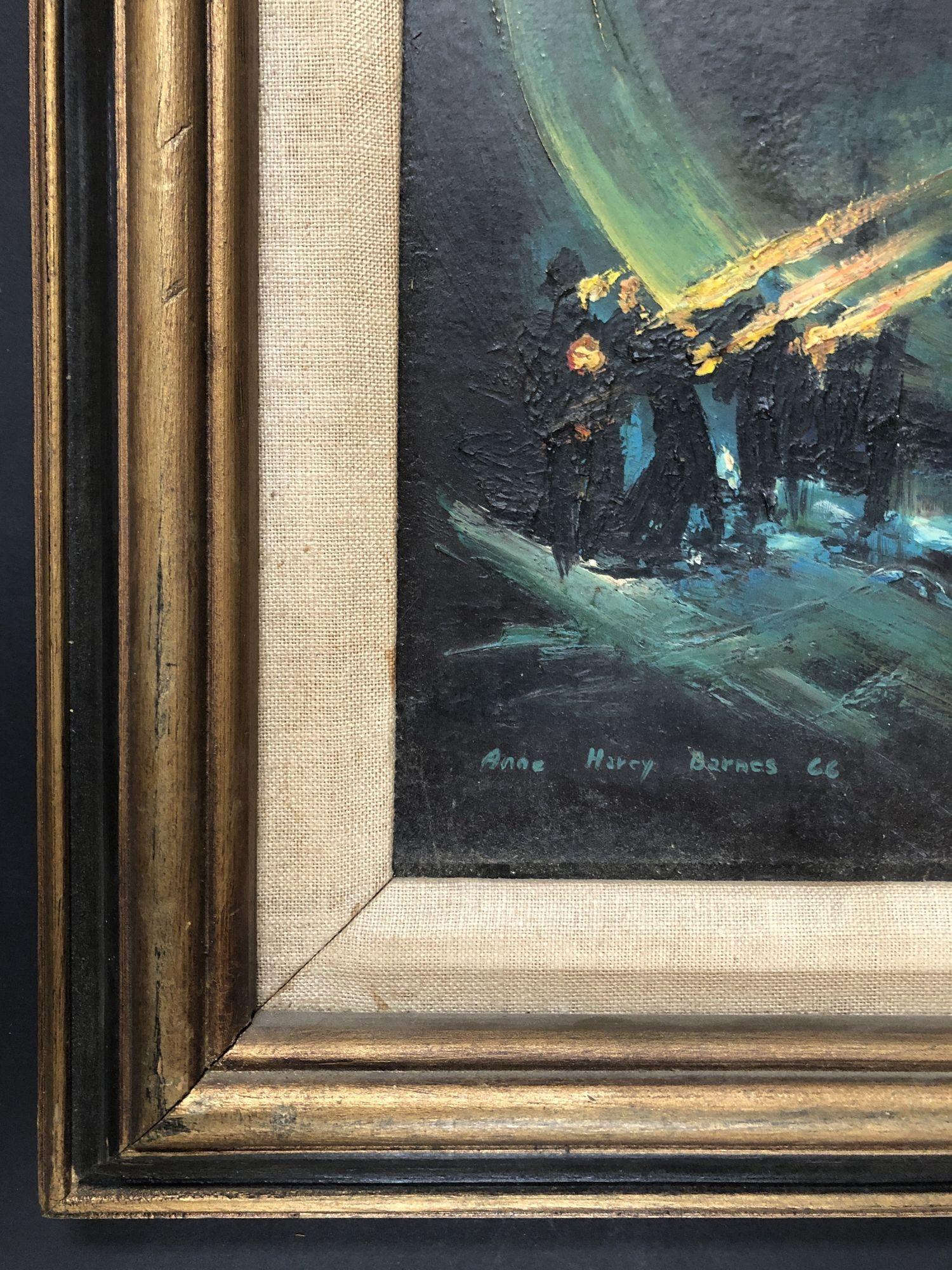 Il dipinto a olio astratto raffigura una folla di persone che guardano una figura rossa con possibili tromboni che emettono suoni. Scena scura e lunatica con colori misti di blu, rosso e verde.
L'angolo in basso a sinistra è firmato in blu, Anne