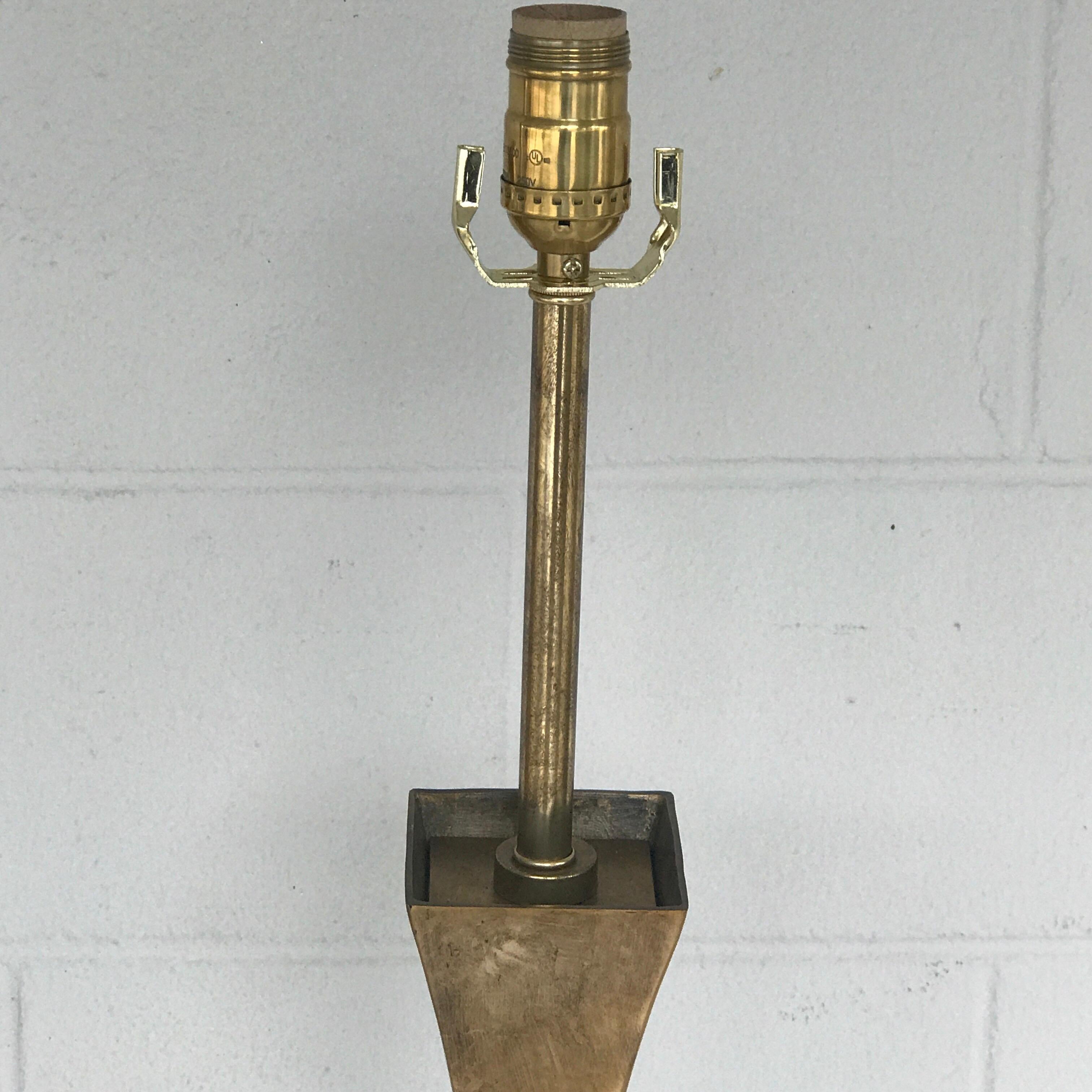 Mid-Century Modern acid washed bronze floor lamp by Stewart Ross for Hansen, new wiring. 
The lamps stands 48
