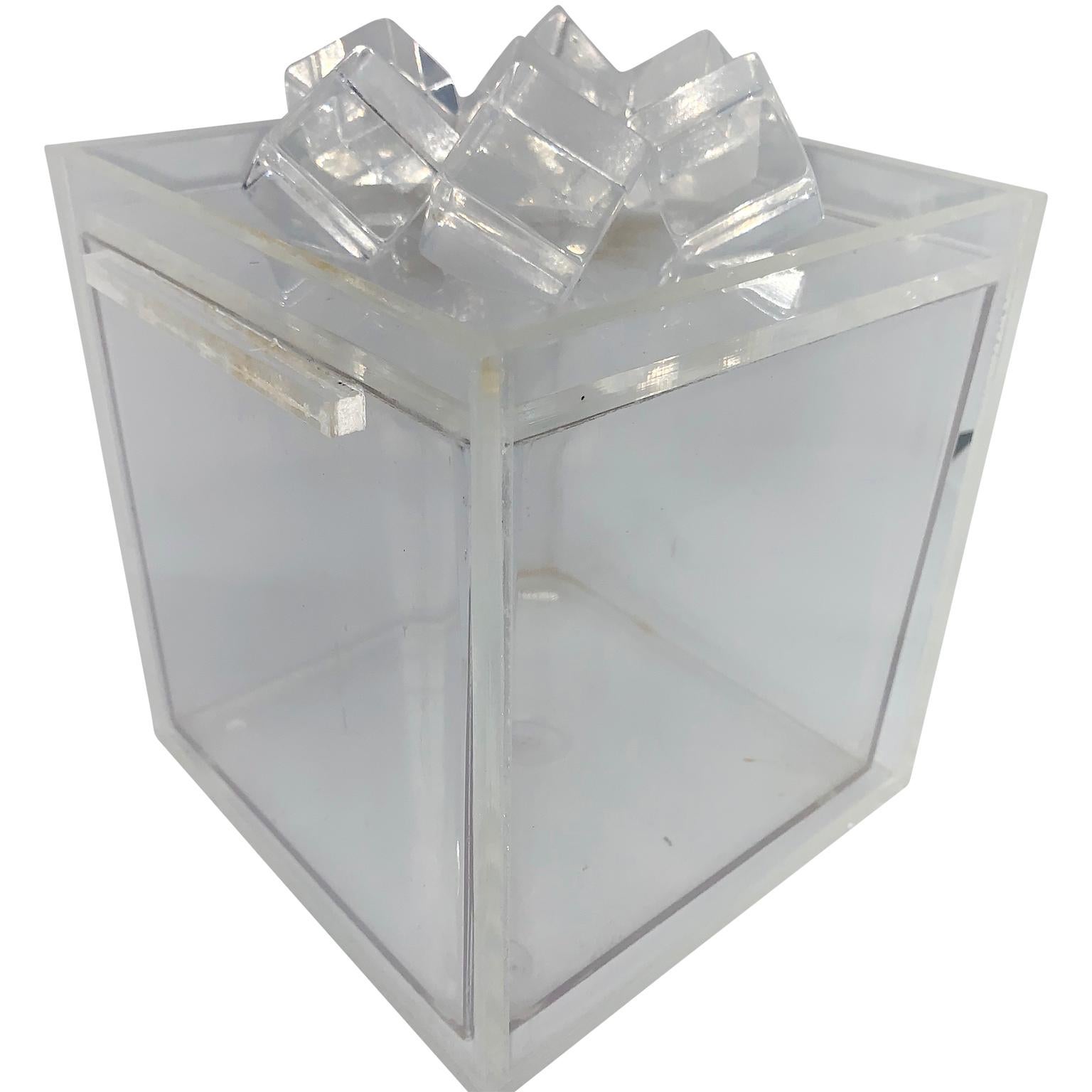 20th Century Mid-Century Modern Acrylic Ice-Cube Topped Ice Bucket