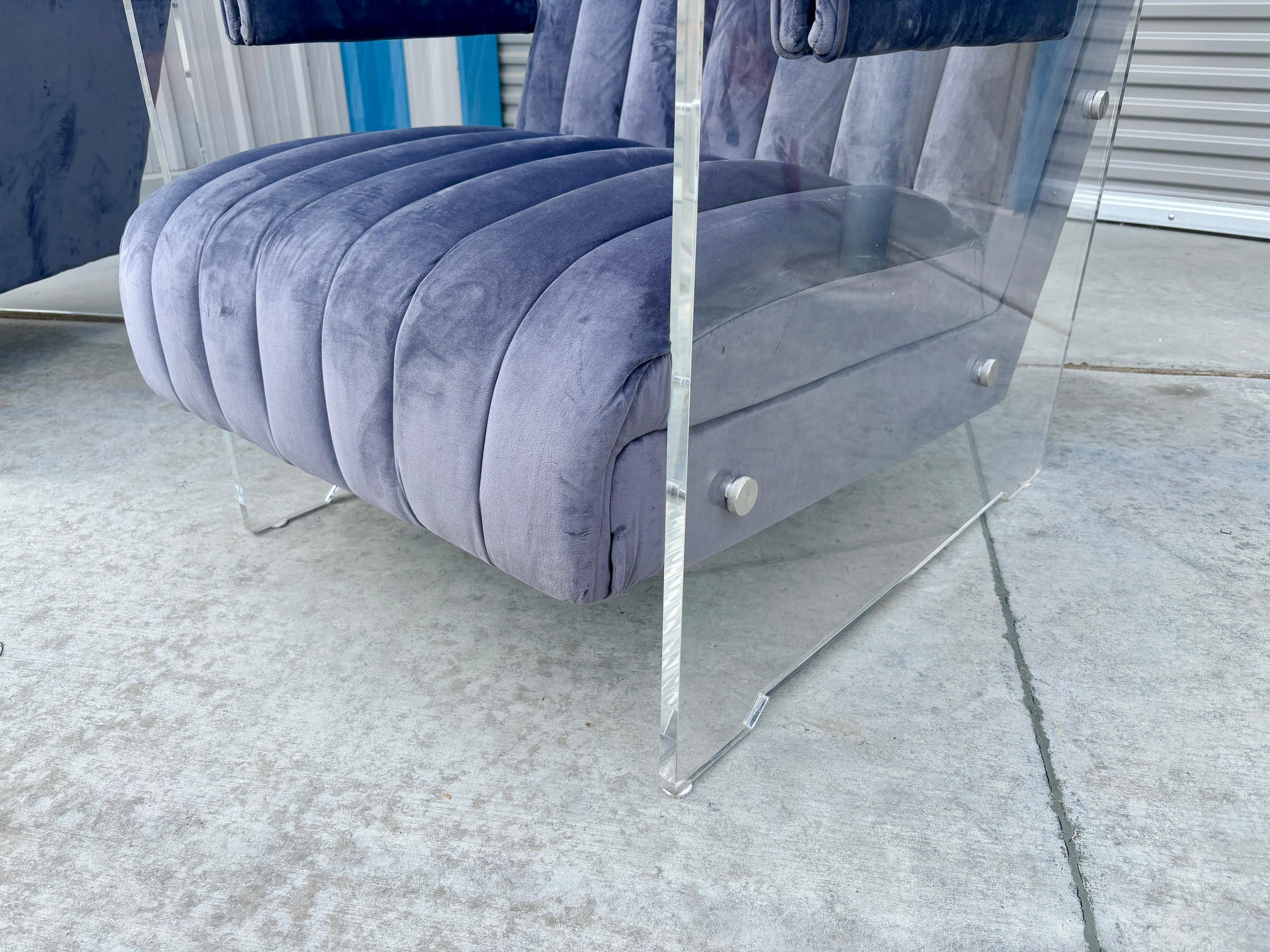 Moderne Acryl-Loungesessel aus der Mitte des Jahrhunderts – 2er-Set, 1970er-Jahre im Angebot 3