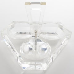 Mid-Century Modern Acrylic Lucite Barware Bowl Server by Grainware, circa 1970