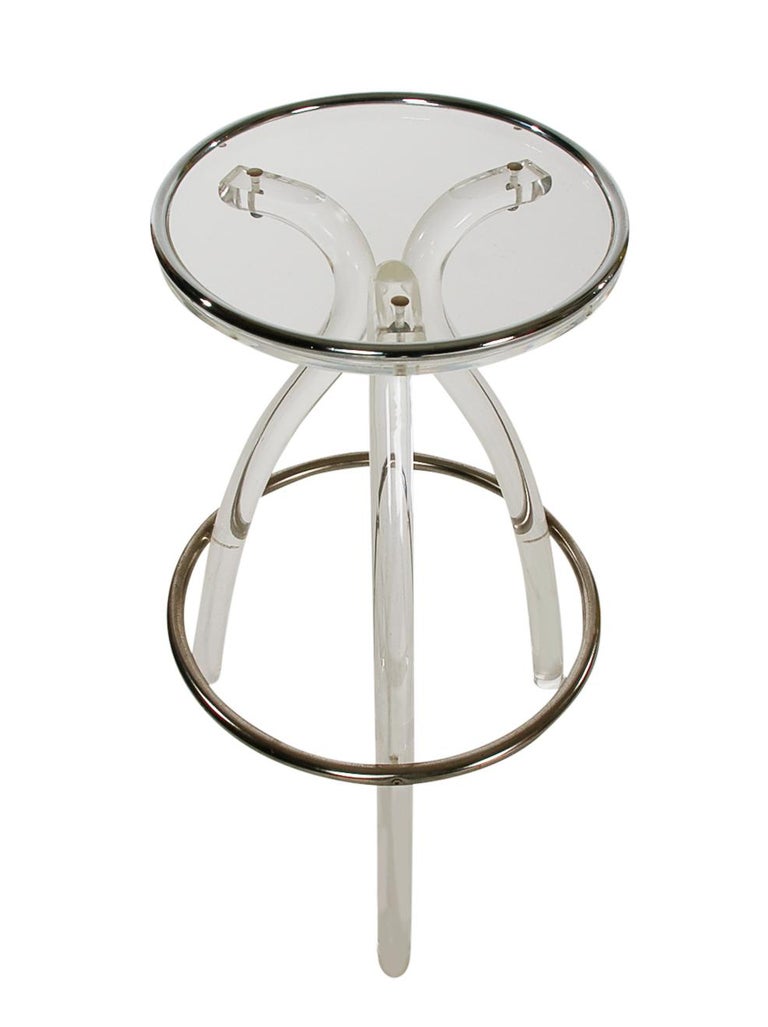 Mid-Century Modern Acrylic Lucite Counter or Bar Stool by Hill Mfg. In Excellent Condition For Sale In Philadelphia, PA