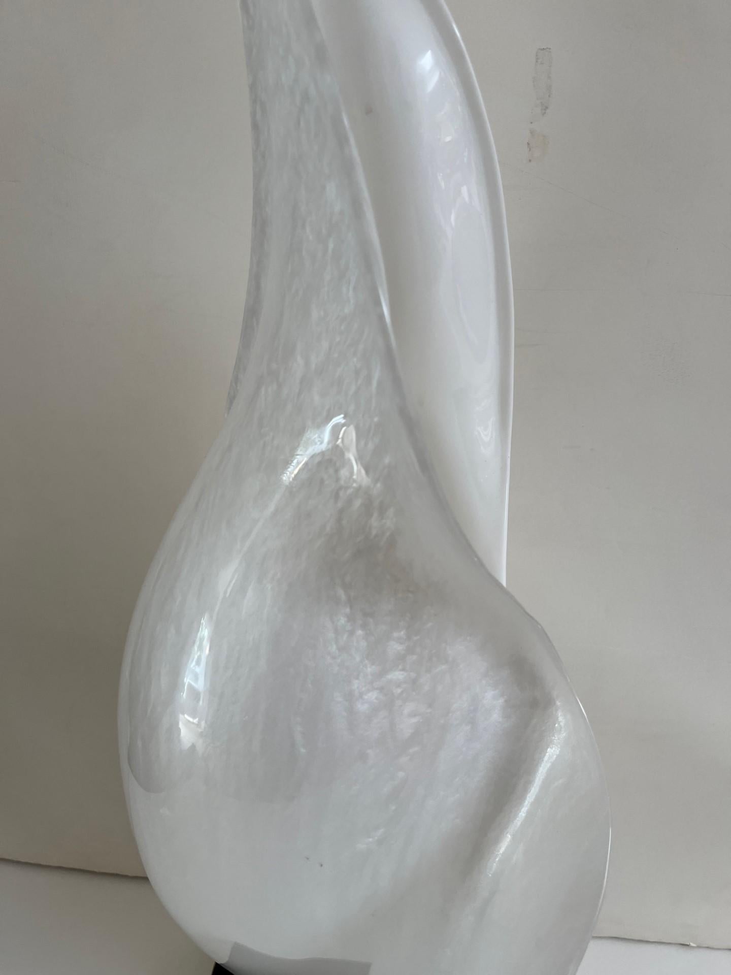 Mid-Century Modern Acrylic Tear Drop Table Lamp by Maison Rougier For Sale 3