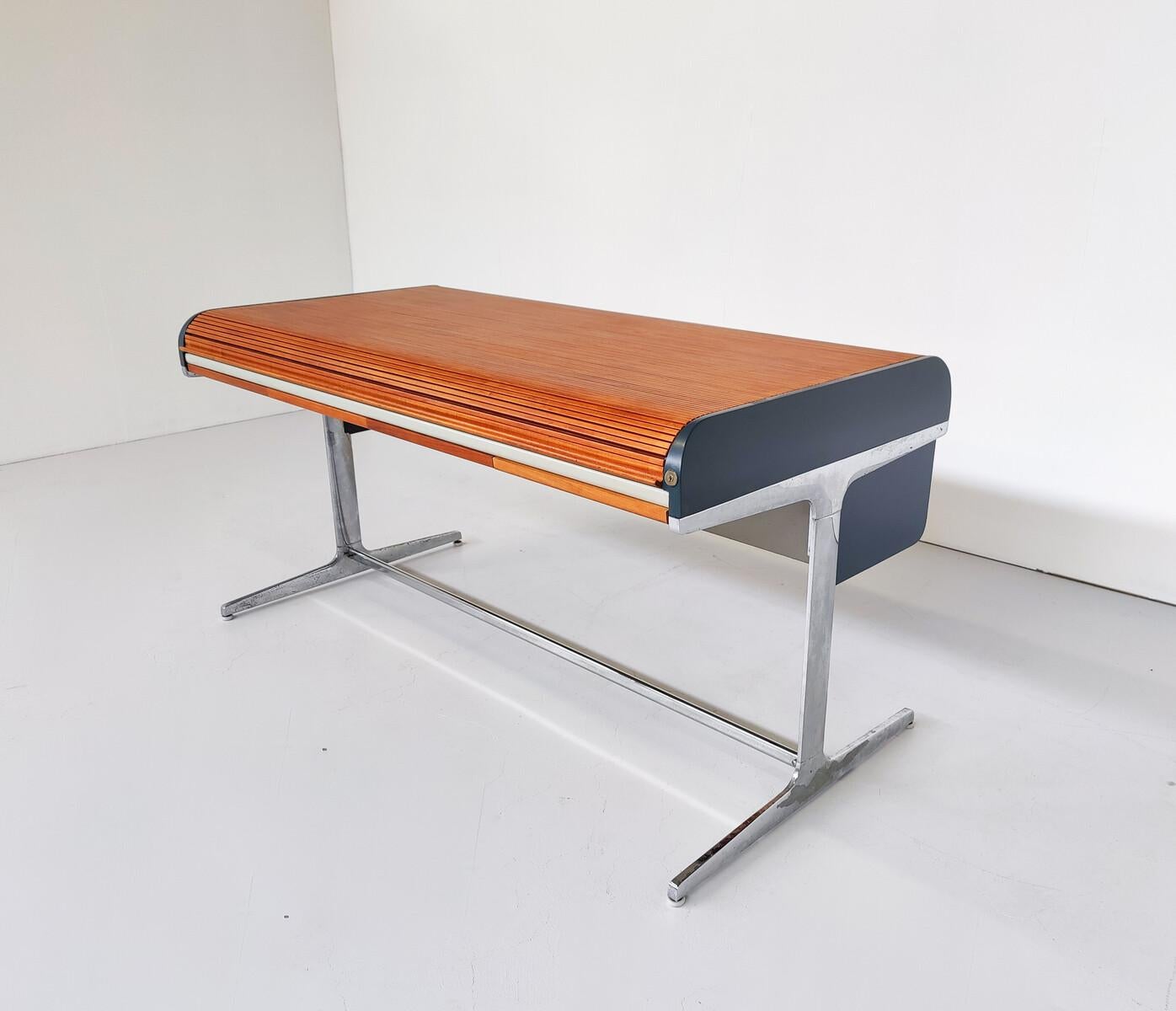 Moderner Action-Büroschreibtisch aus der Mitte des Jahrhunderts von George Nelson für Herman Miller, 1960er Jahre im Zustand „Gut“ im Angebot in Brussels, BE