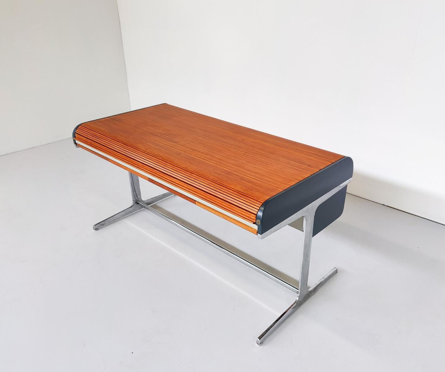Mid-20th Century Mid-Century Modern Action Office Desk by George Nelson for Herman Miller, 1960s For Sale