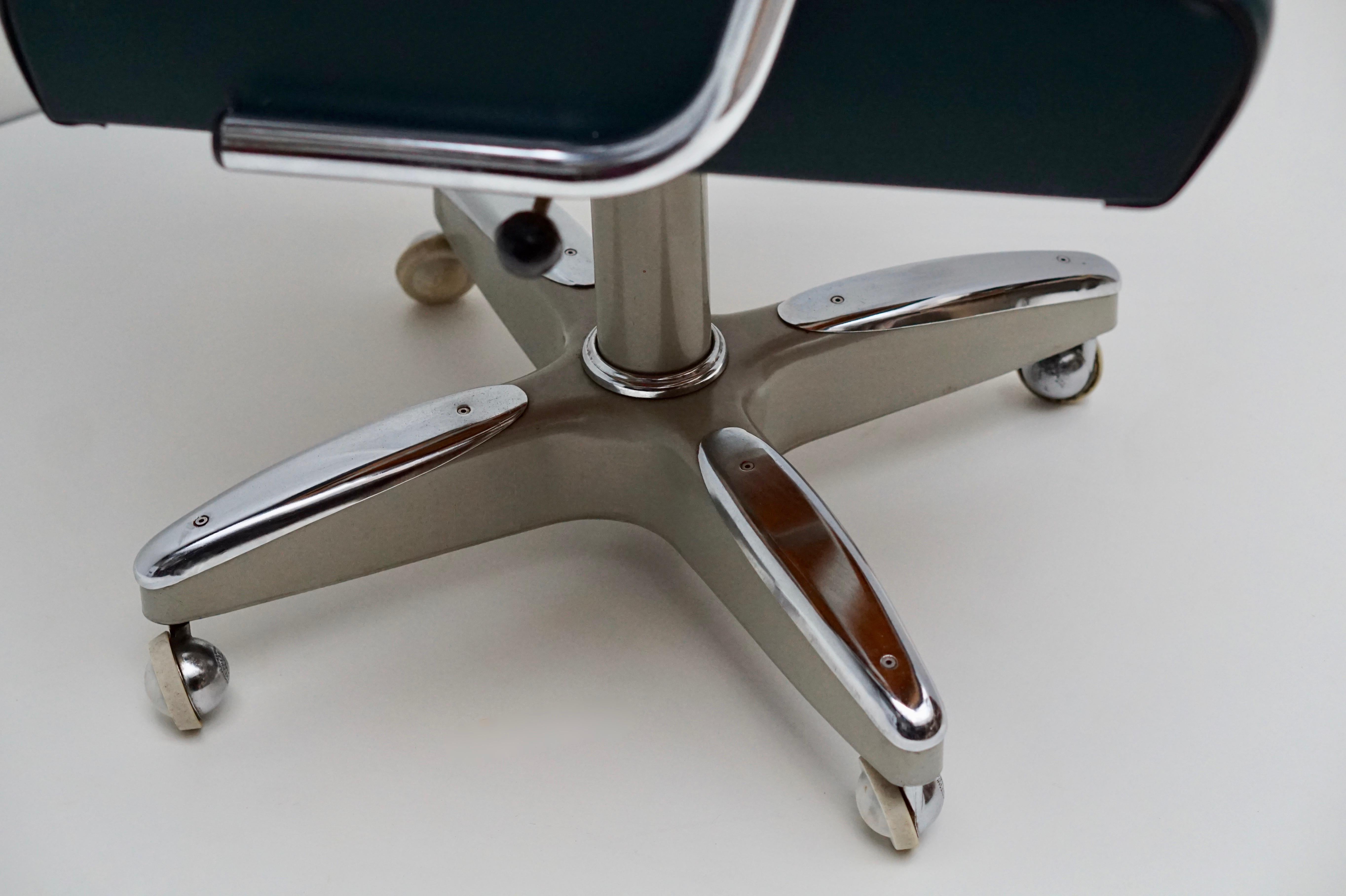 Mid-Century Modern Adjustable Armchair Rolling Swivel 6