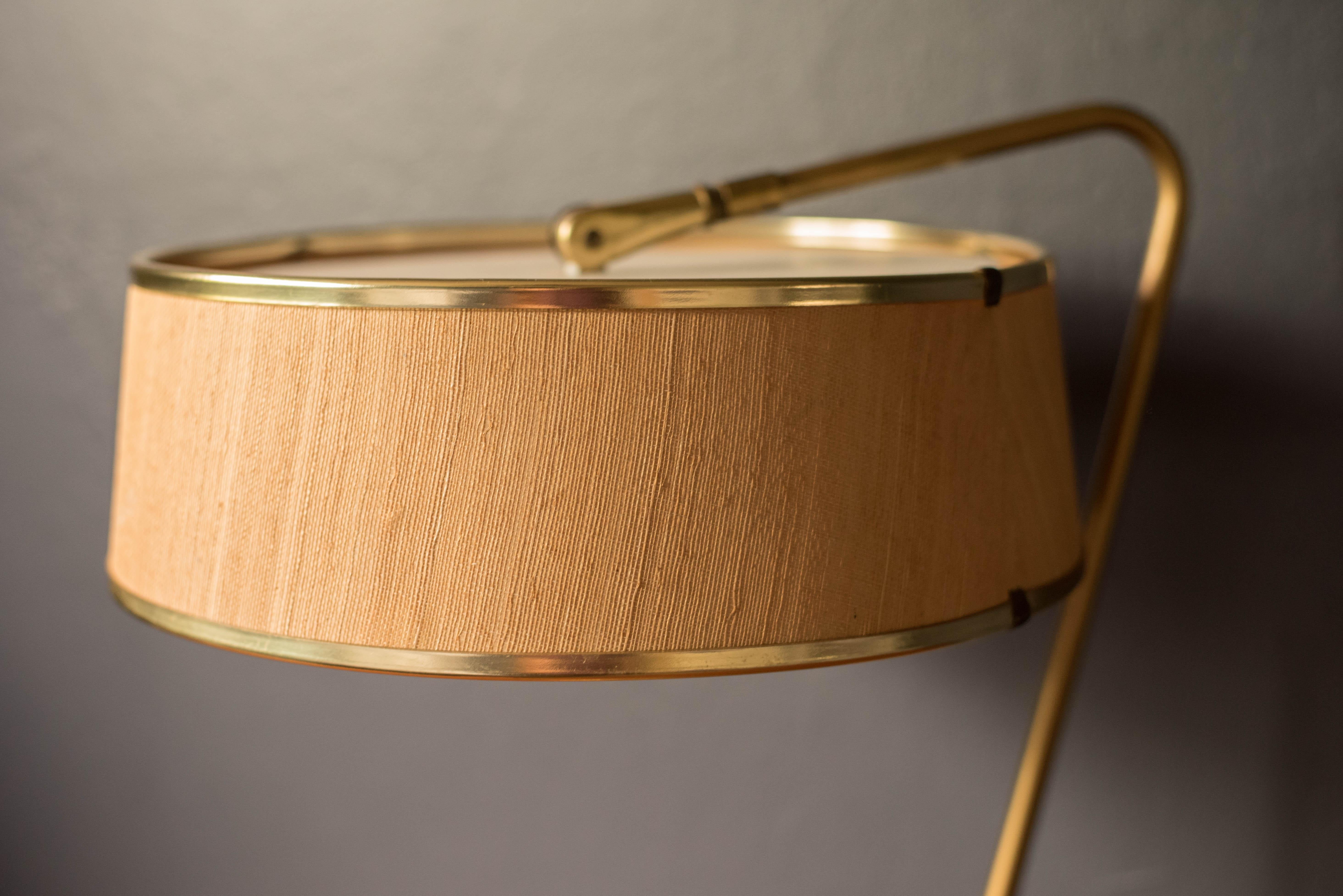 Mid-Century Modern Adjustable Brass Desk Lamp by Gerald Thurston for Lightolier  1