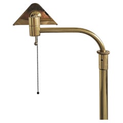 Lampada da terra a braccio oscillante regolabile in ottone del Mid Century Modern, Germania 1960