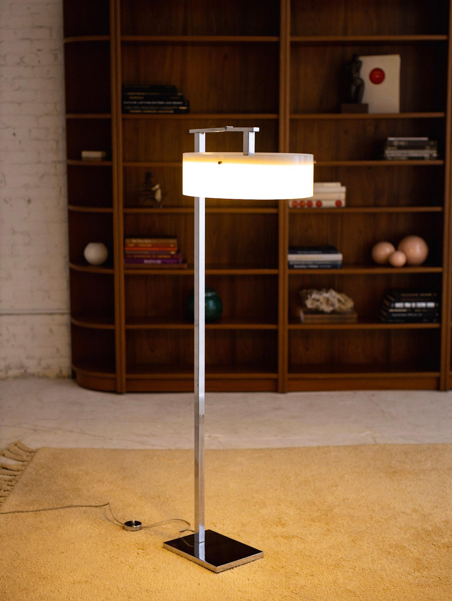 Unknown Mid-Century Modern Adjustable Chrome Floor Lamp with Acrylic Shade