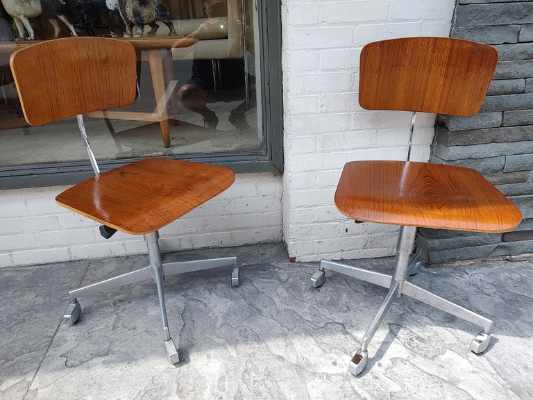 Mid-Century Modern Adjustable Desk Dining Chairs by Jorgen Rasmussen for Labofa For Sale 4