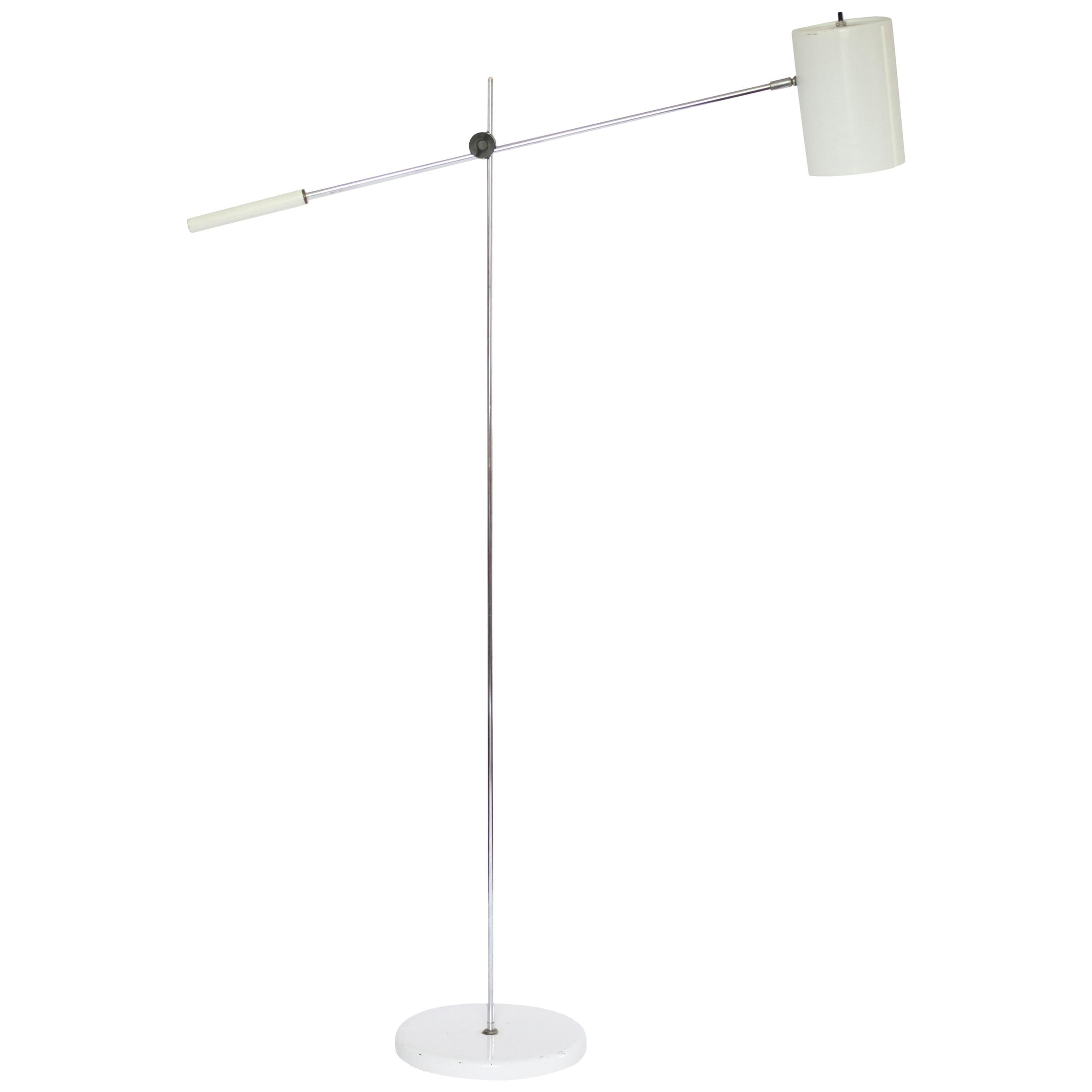 Mid-Century Modern Adjustable Floor Lamp in the Style of Robert Sonneman For Sale