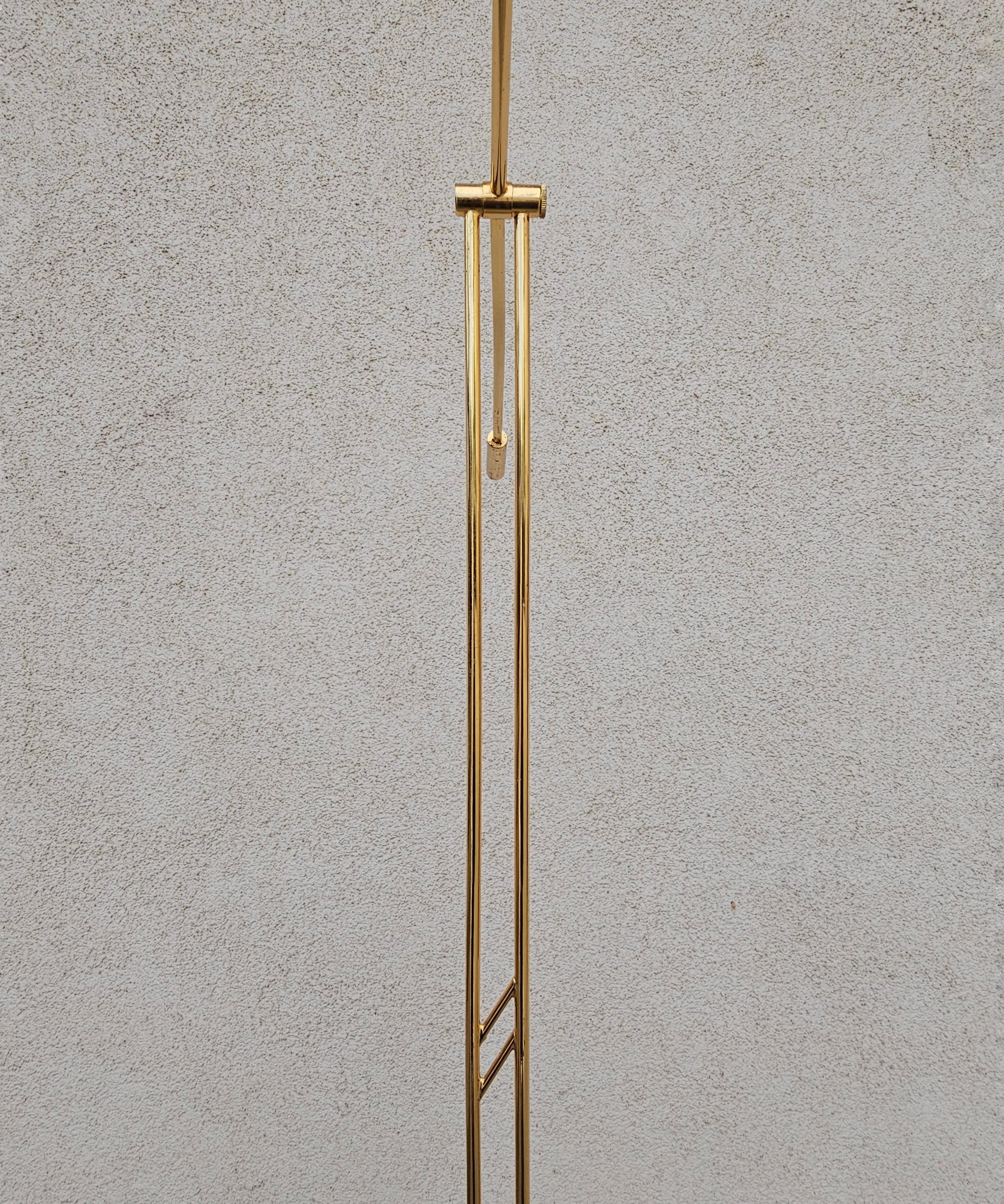 Mid Century Modern Adjustable Sleek Brass Floor Lamp, Germany 1970s For Sale 1