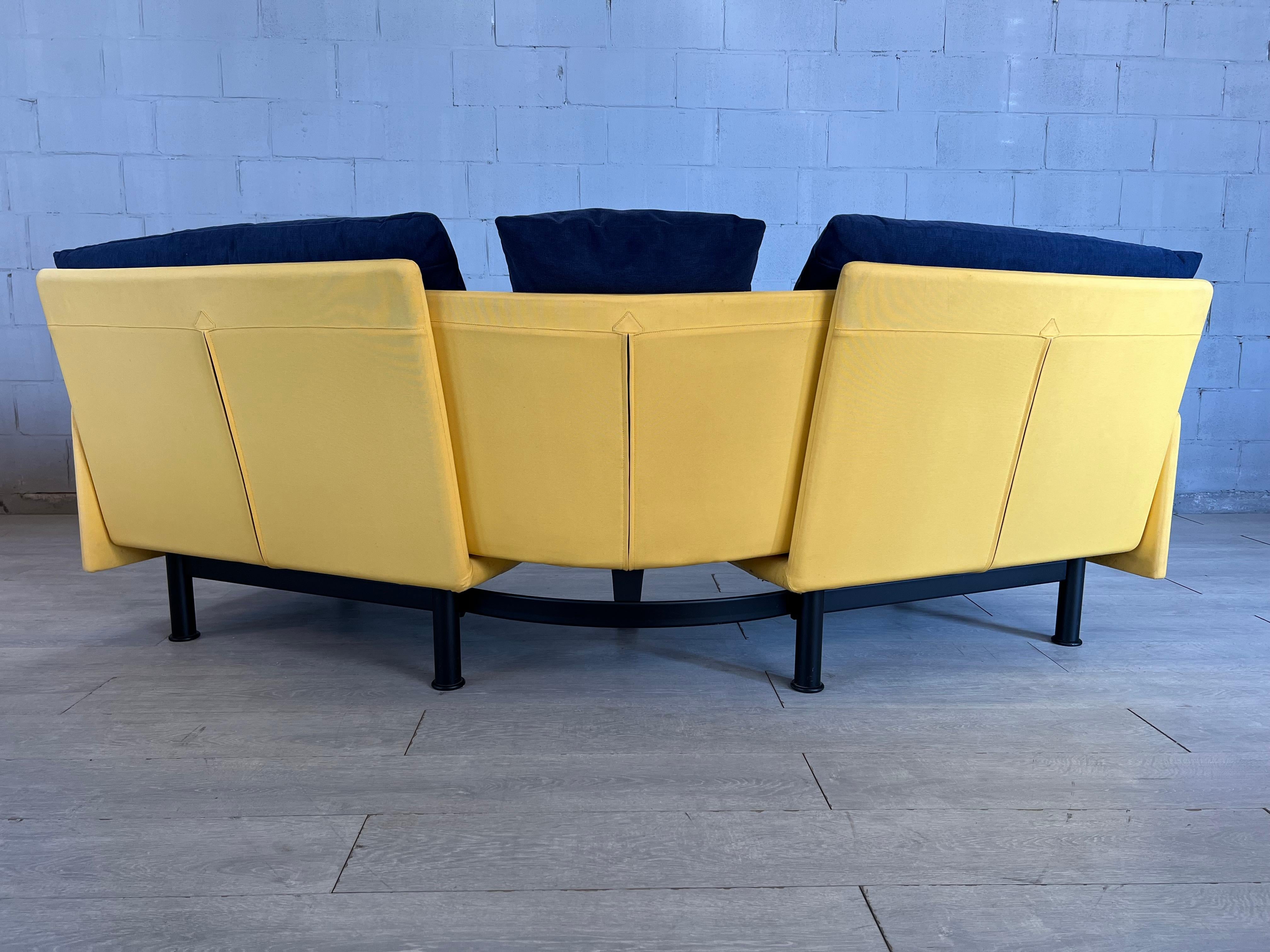 Mid-Century Modern Adjustable Sofa by Cassina For Sale 3