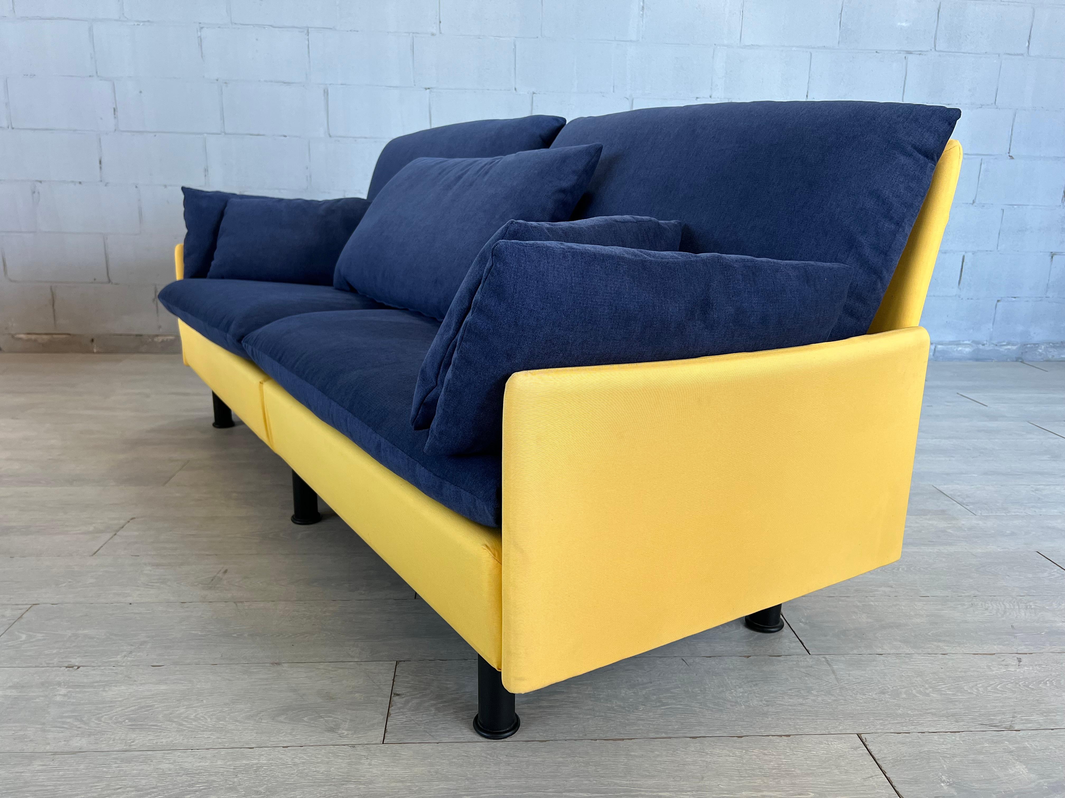Italian Mid-Century Modern Adjustable Sofa by Cassina For Sale