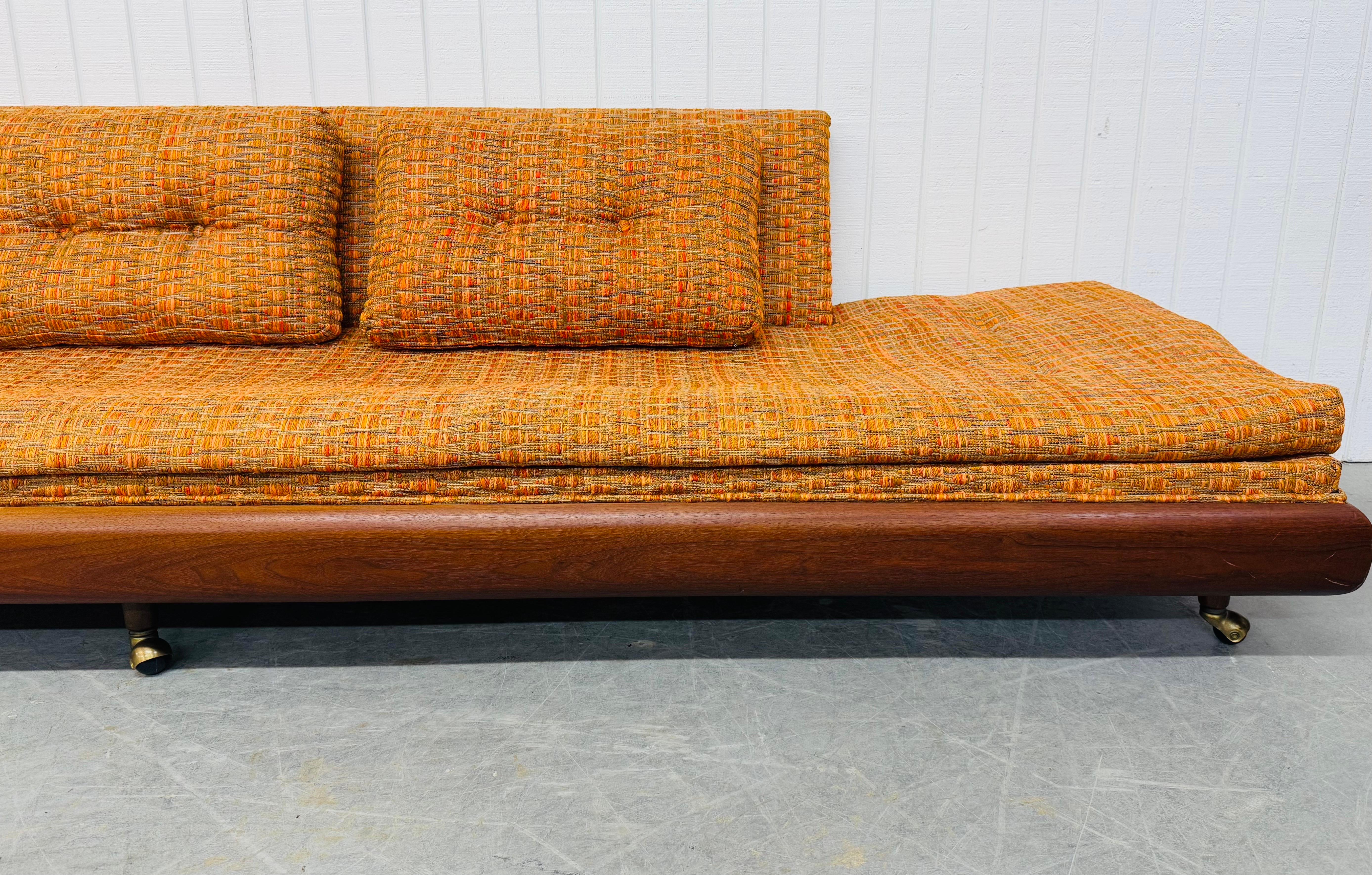 Sofá boomerang Adrian Pearsall, moderno de mediados de siglo en Bueno estado para la venta en Clarksboro, NJ