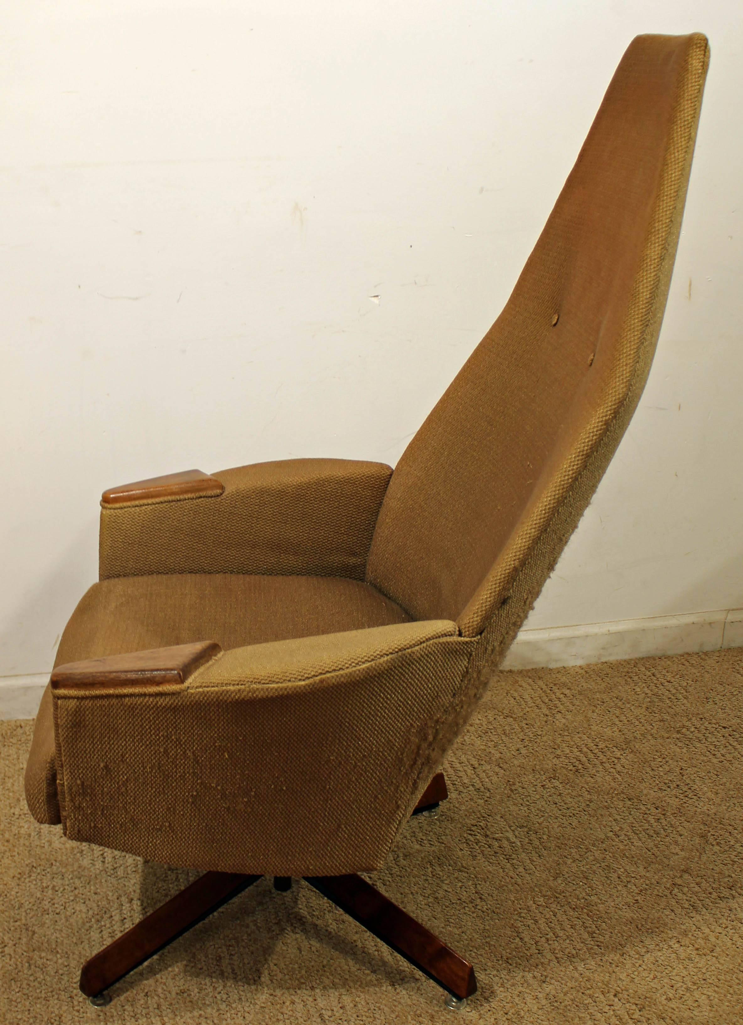 Mid-Century Modern Adrian Pearsall Craft Associates Lounge Chair & Ottoman 2174C In Fair Condition In Wilmington, DE