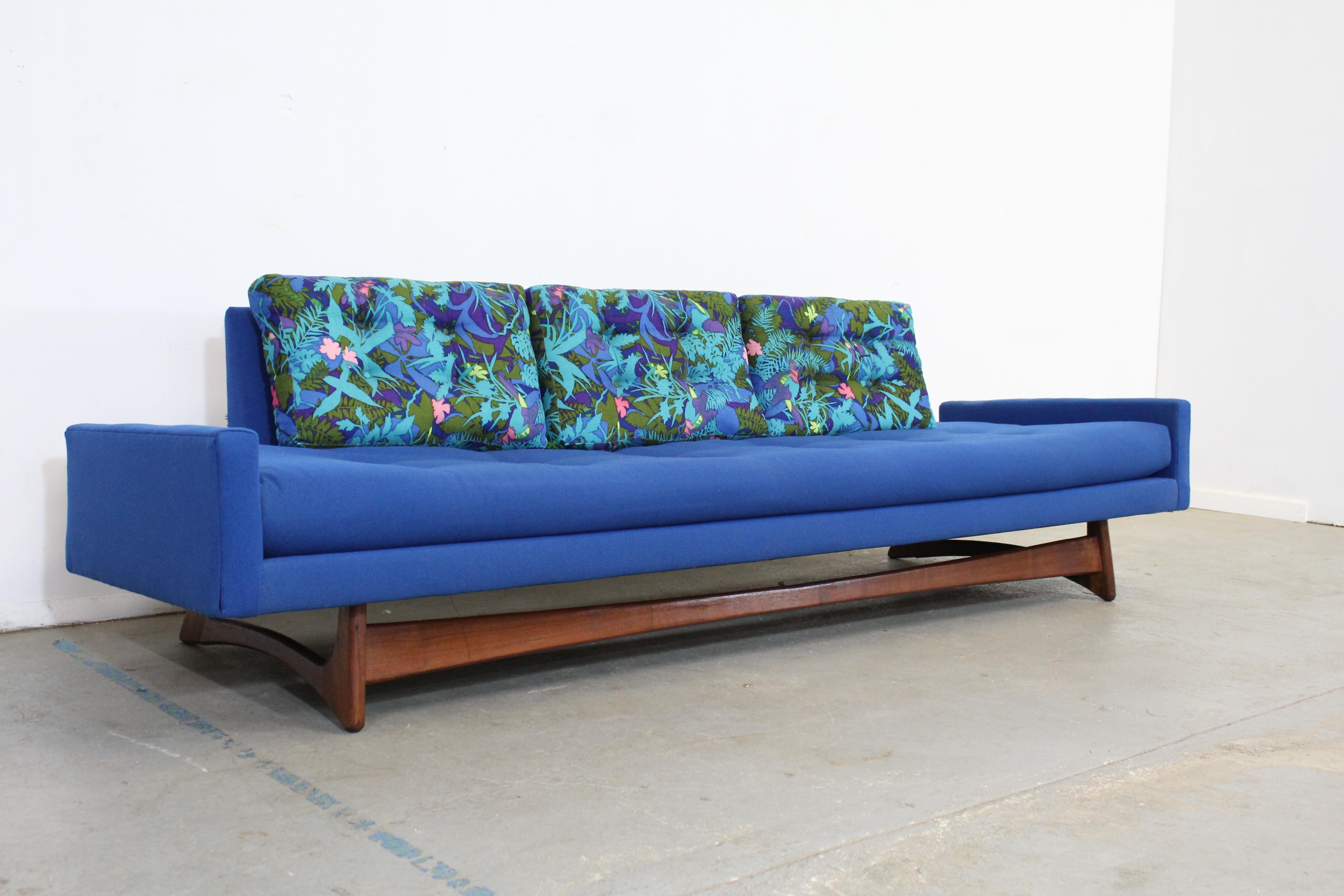 Mid-Century Modern Adrian Pearsall Craft Associates sculptural sofa 2408

 Offered is a beautifully all original 'Gondola' sofa (model 2408) designed by Adrian Pearsall for Craft Associates. Features sculpted wood legs and original textured