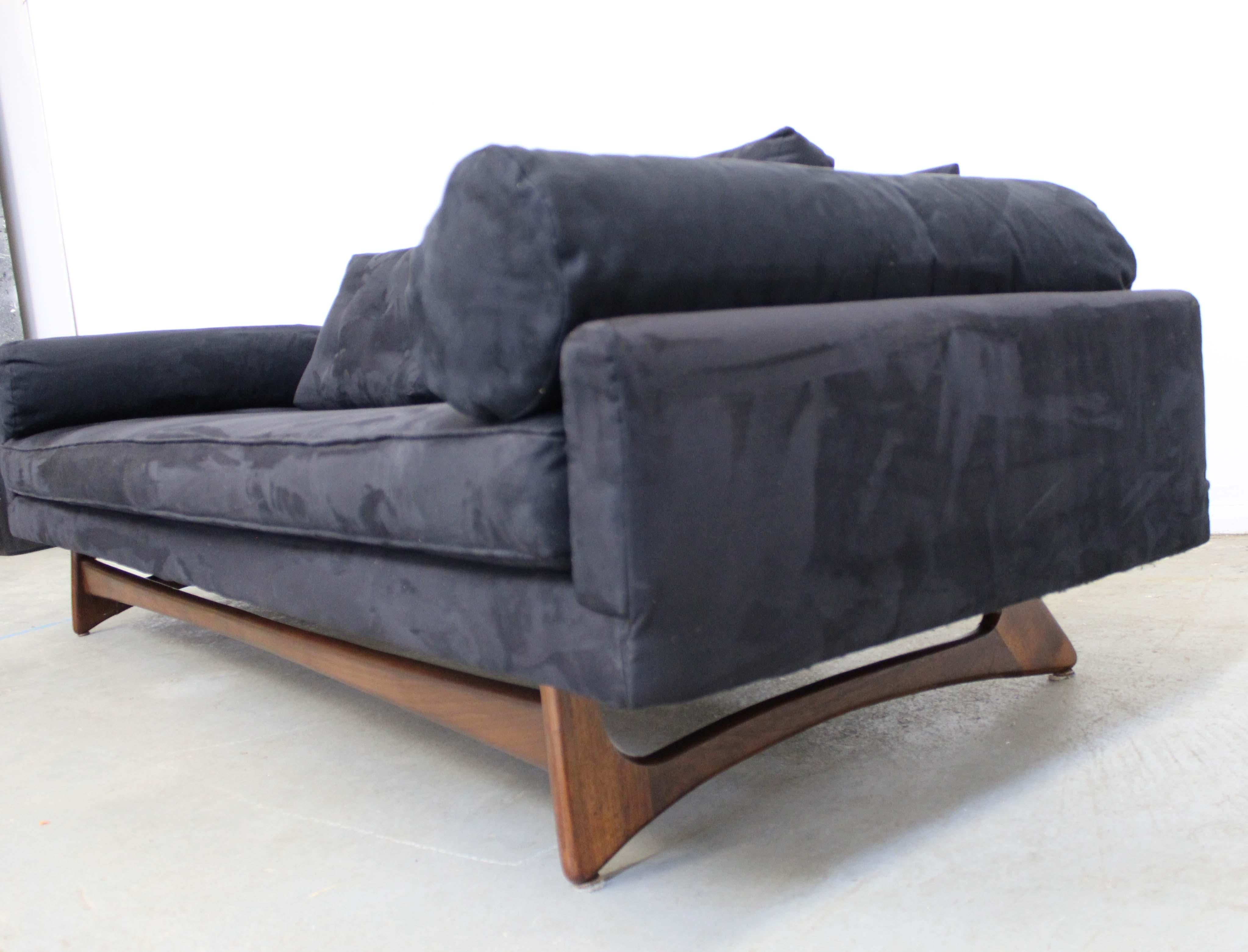 Upholstery Mid-Century Modern Adrian Pearsall Craft Associates Sculptural Sofa 2408