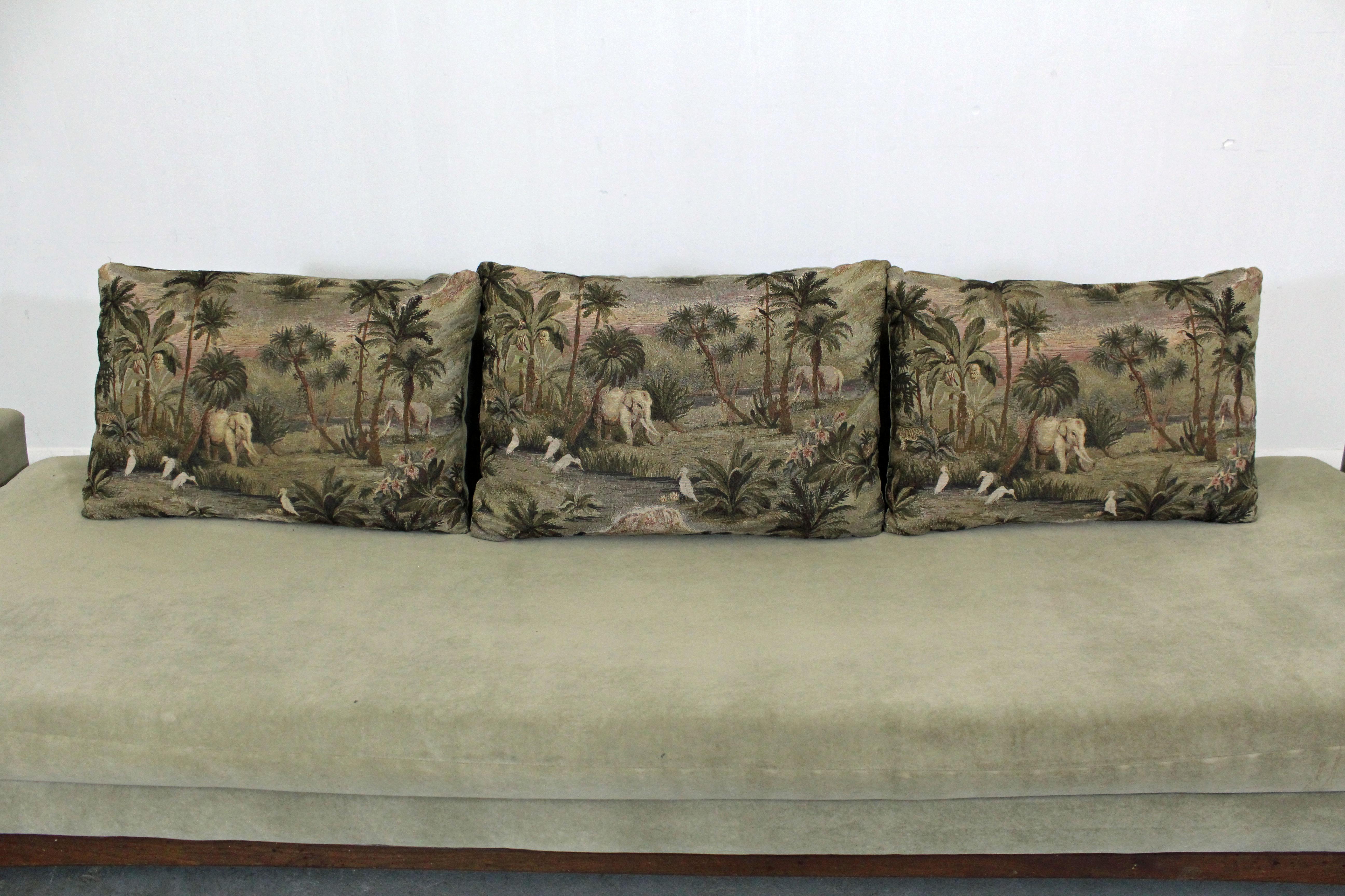Mid-Century Modern Adrian Pearsall Craft Associates Sculptural Sofa In Good Condition In Wilmington, DE