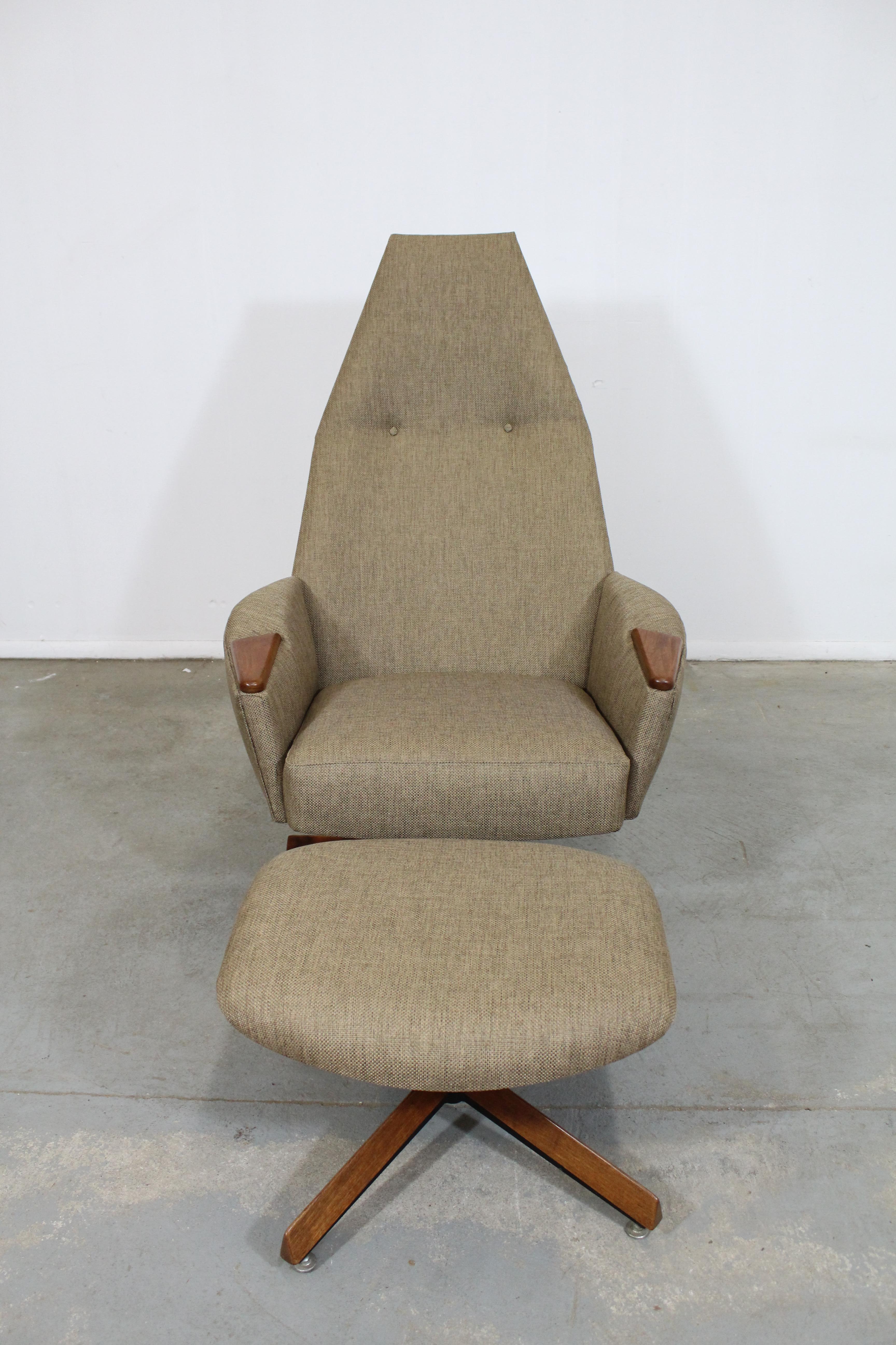 American Mid-Century Modern Adrian Pearsall for Craft Assoc. Lounge Chair and Ottoman For Sale