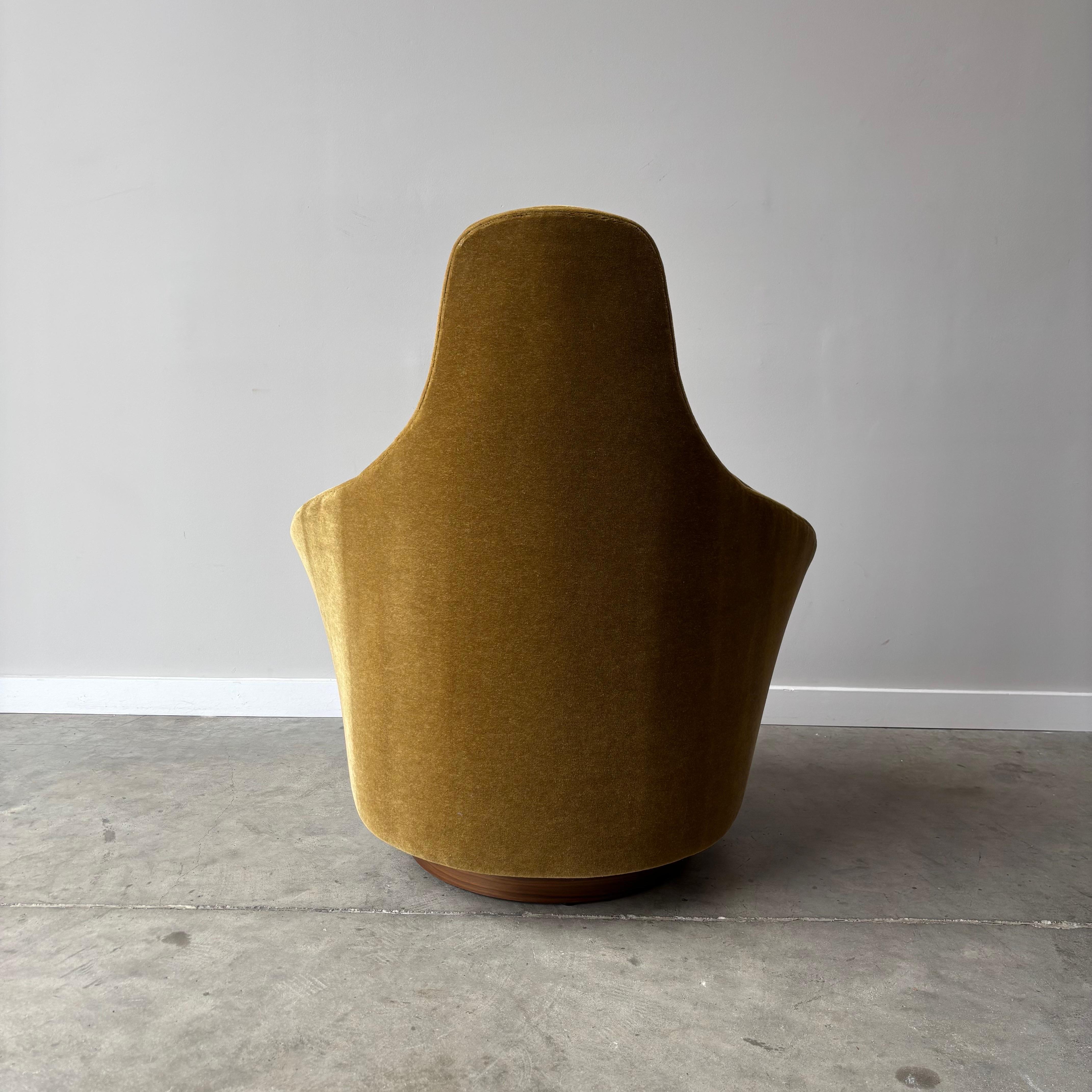 Mid Century Modern Adrian Pearsall High Back Swivel Chair In Good Condition In Raleigh, NC