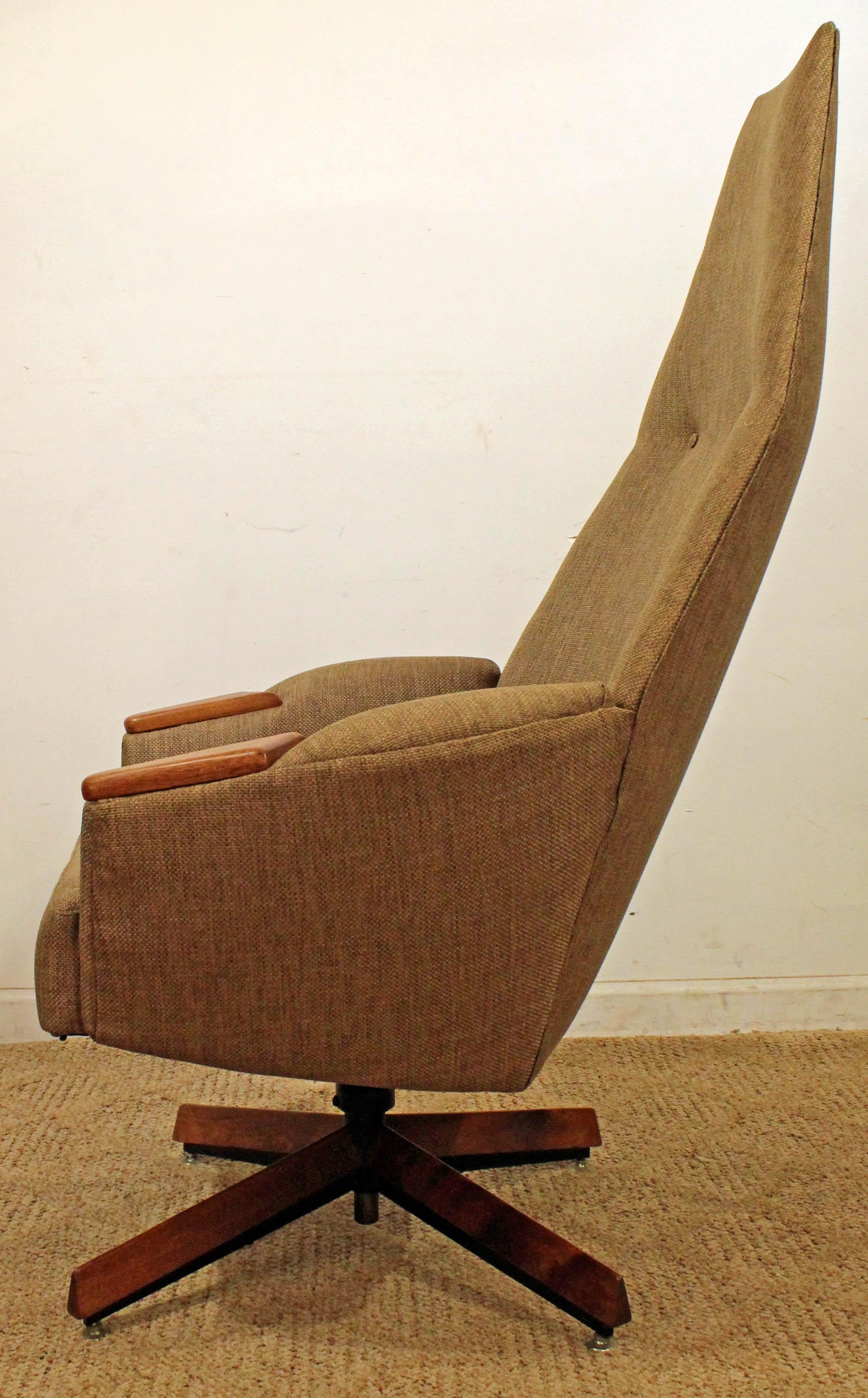 Mid-Century Modern Adrian Pearsall Lounge Chair and Ottoman 2174C In Excellent Condition In Wilmington, DE
