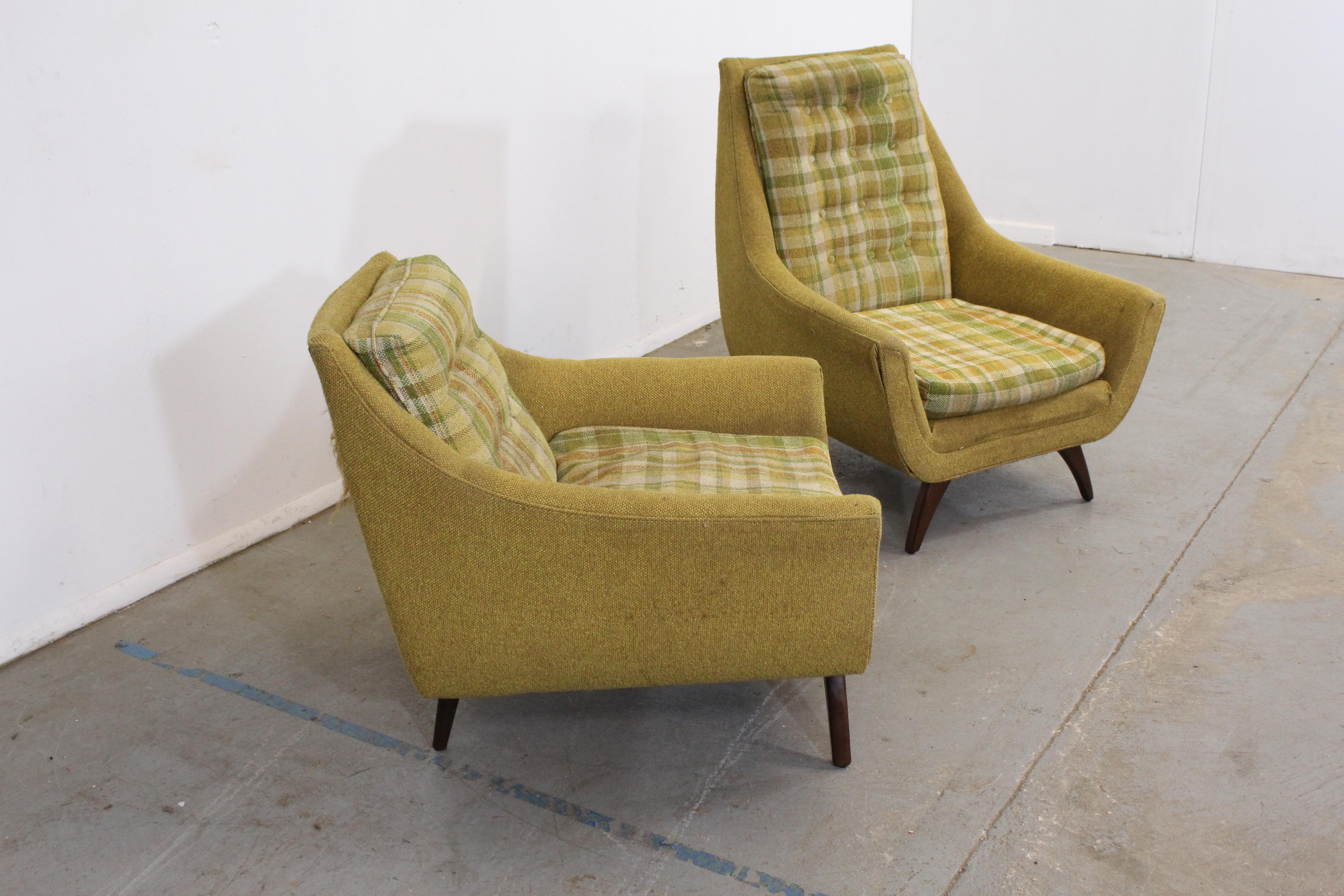 North American Mid-Century Modern Adrian Pearsall Style His & Her Lounge Chairs by Bassett Arm 