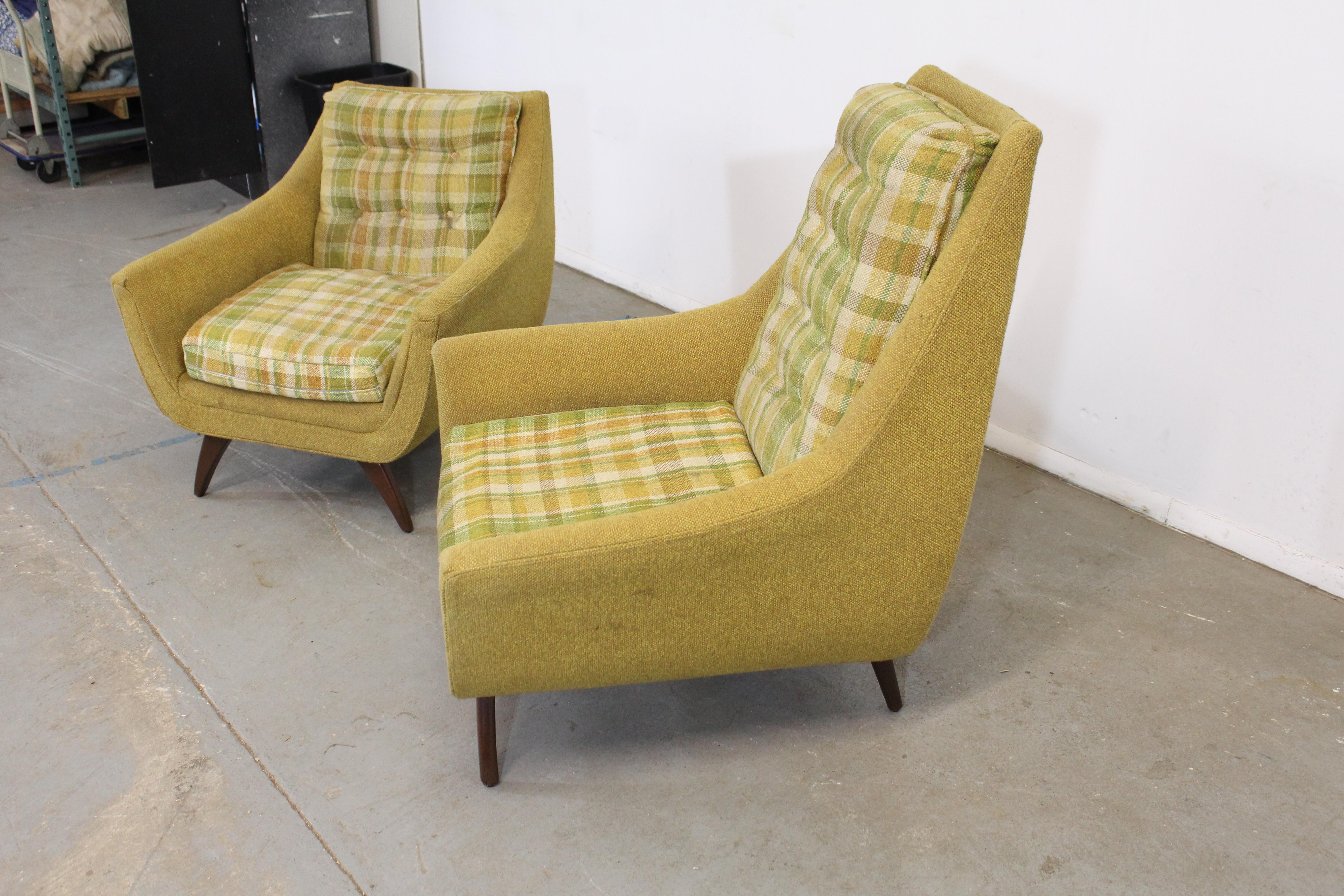 Mid-Century Modern Adrian Pearsall Style His & Her Lounge Chairs by Bassett Arm In Fair Condition In Wilmington, DE