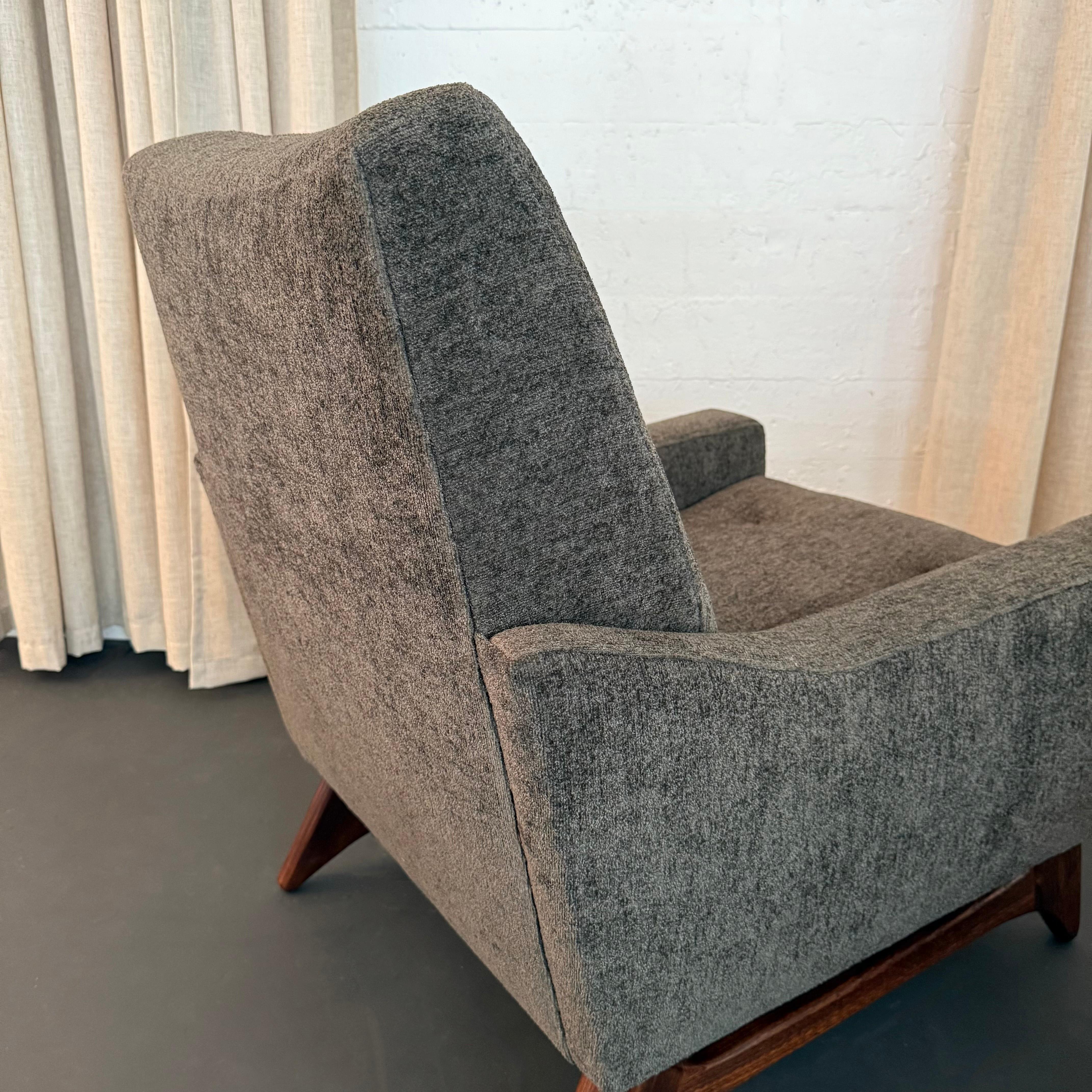 Chaise longue moderne du milieu du siècle Adrian Pearsall par Kroehler en vente 4