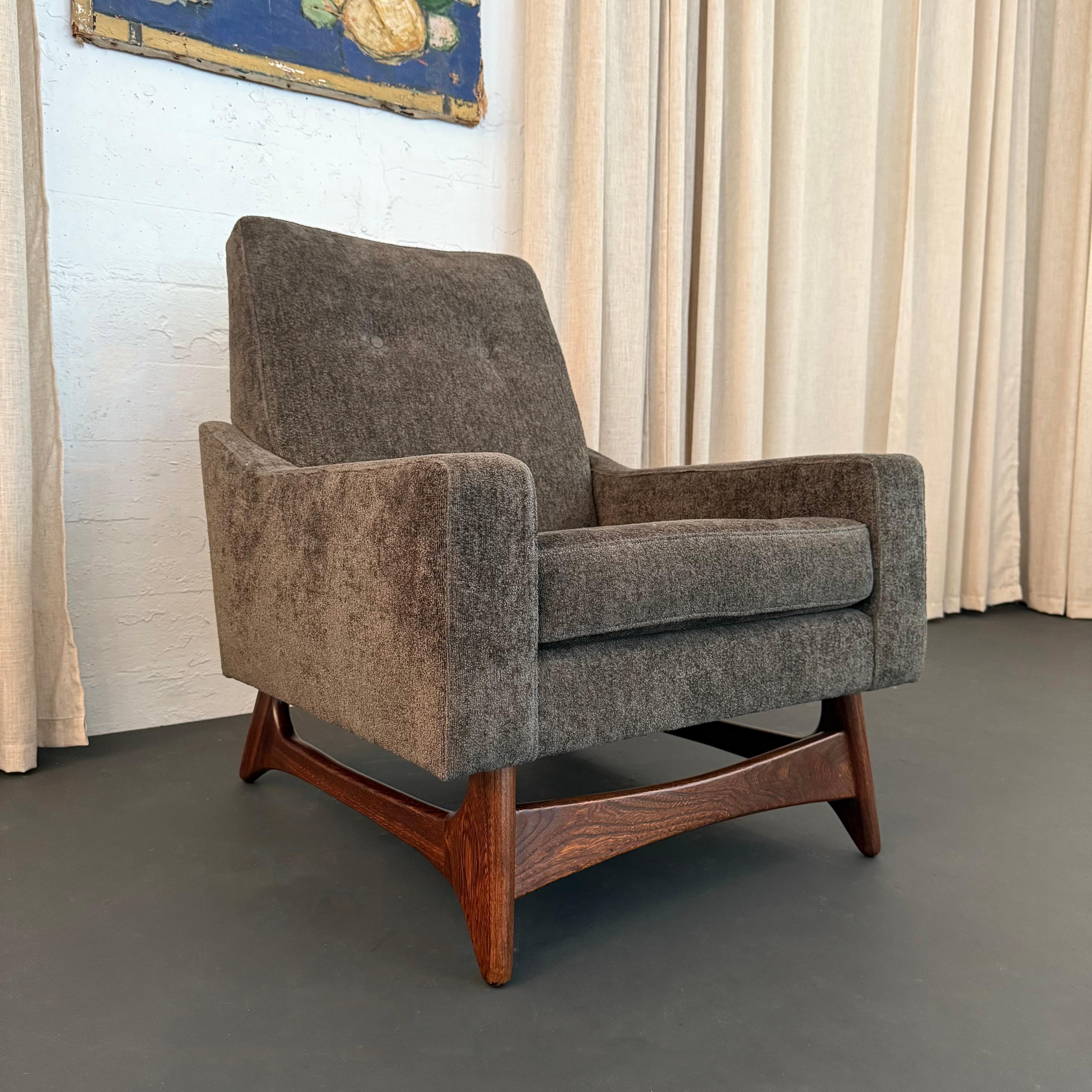 Mid-Century Modern Chaise longue moderne du milieu du siècle Adrian Pearsall par Kroehler en vente