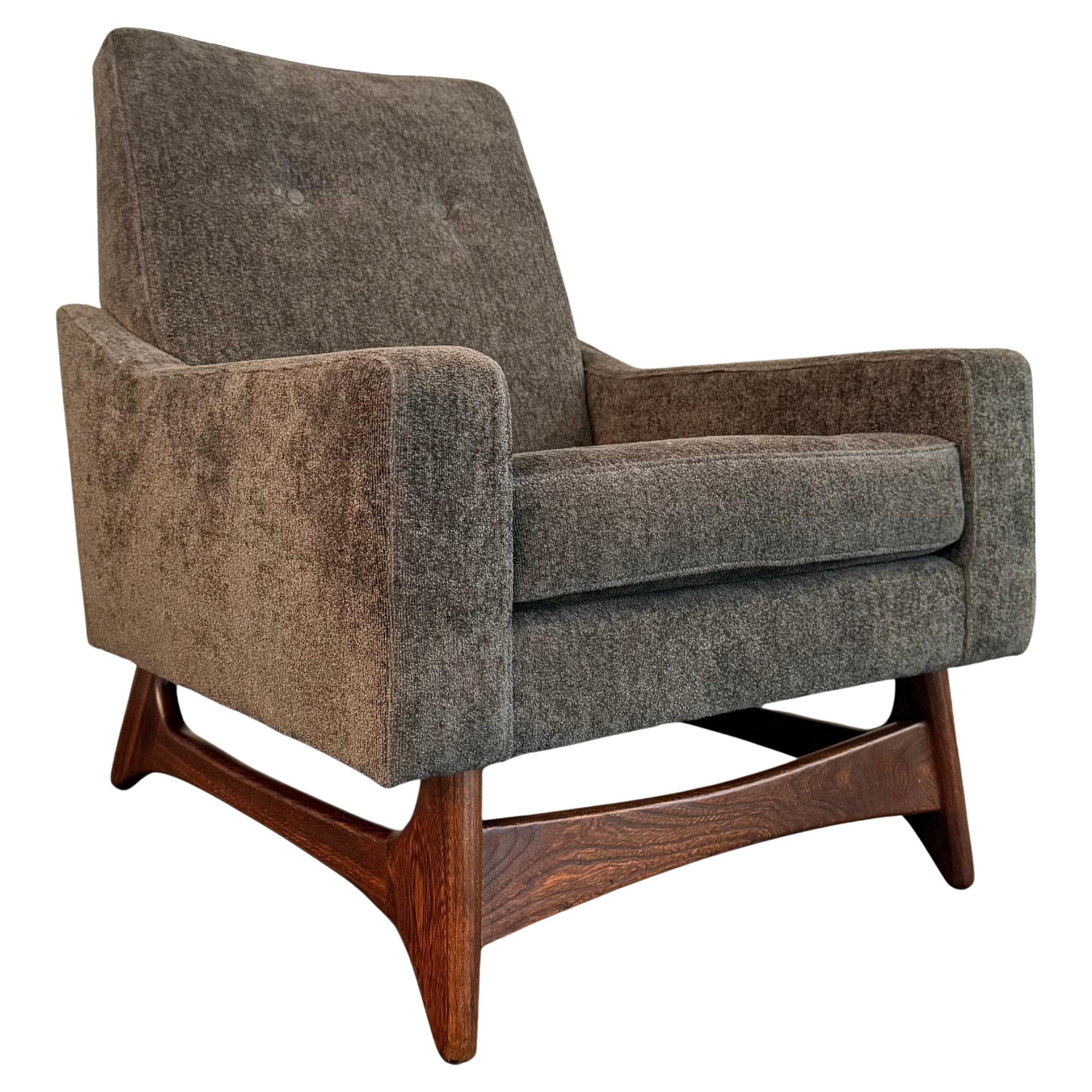 Chaise longue moderne du milieu du siècle Adrian Pearsall par Kroehler en vente