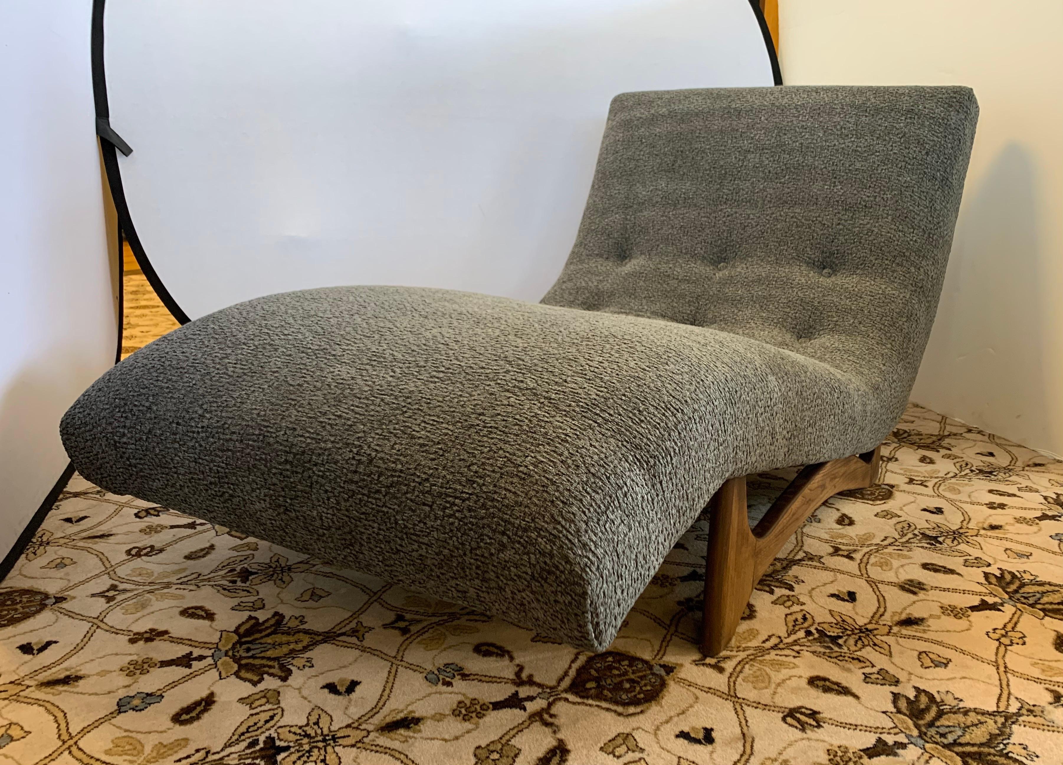 Mid-Century Modern Adrian Pearsall Wave Lounge Chaise in Boucle New Fabric 13