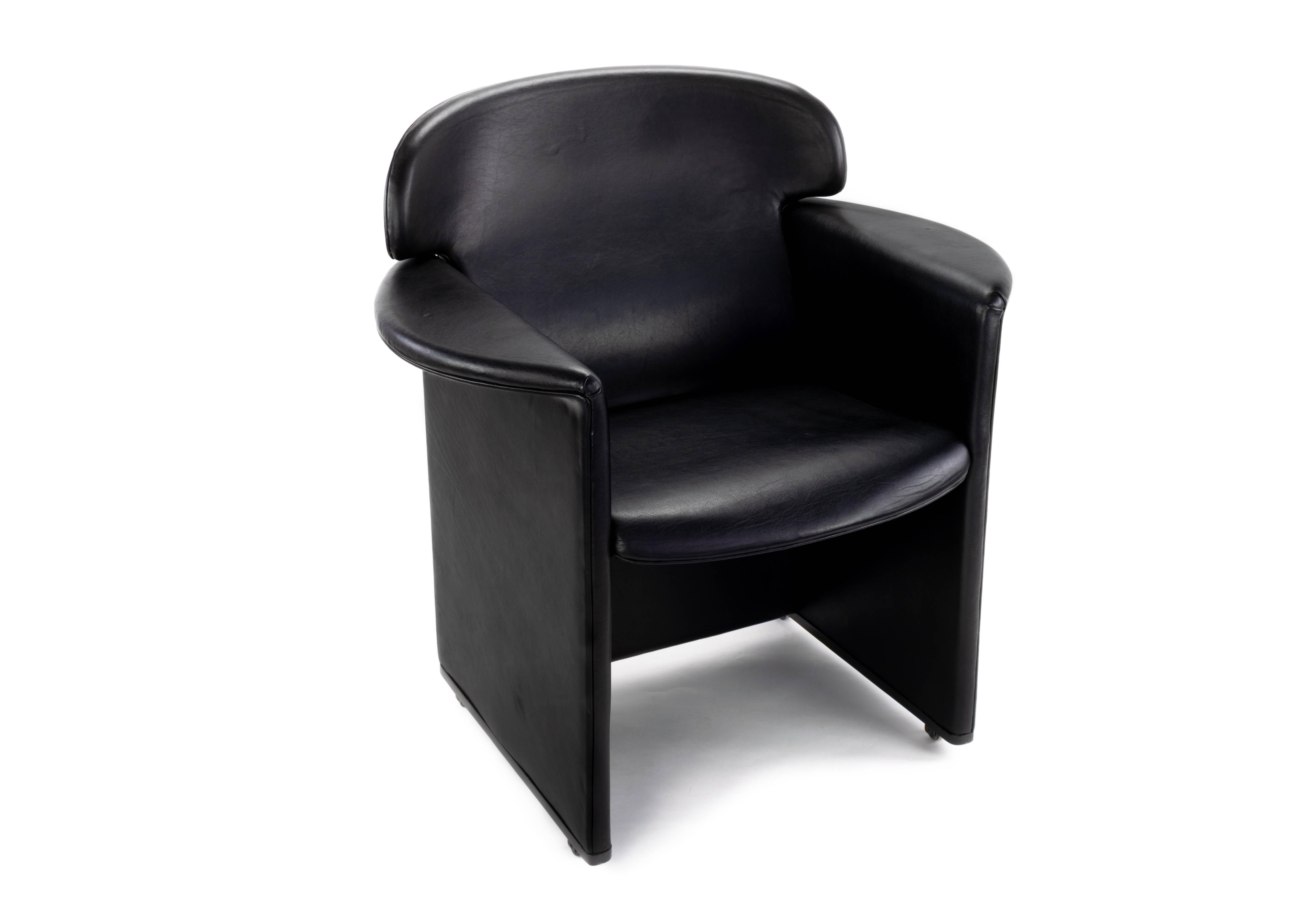 Mid Century Modern Afra & Tobia Scarpa Black Leather Club Chair, Italy, 1970 11