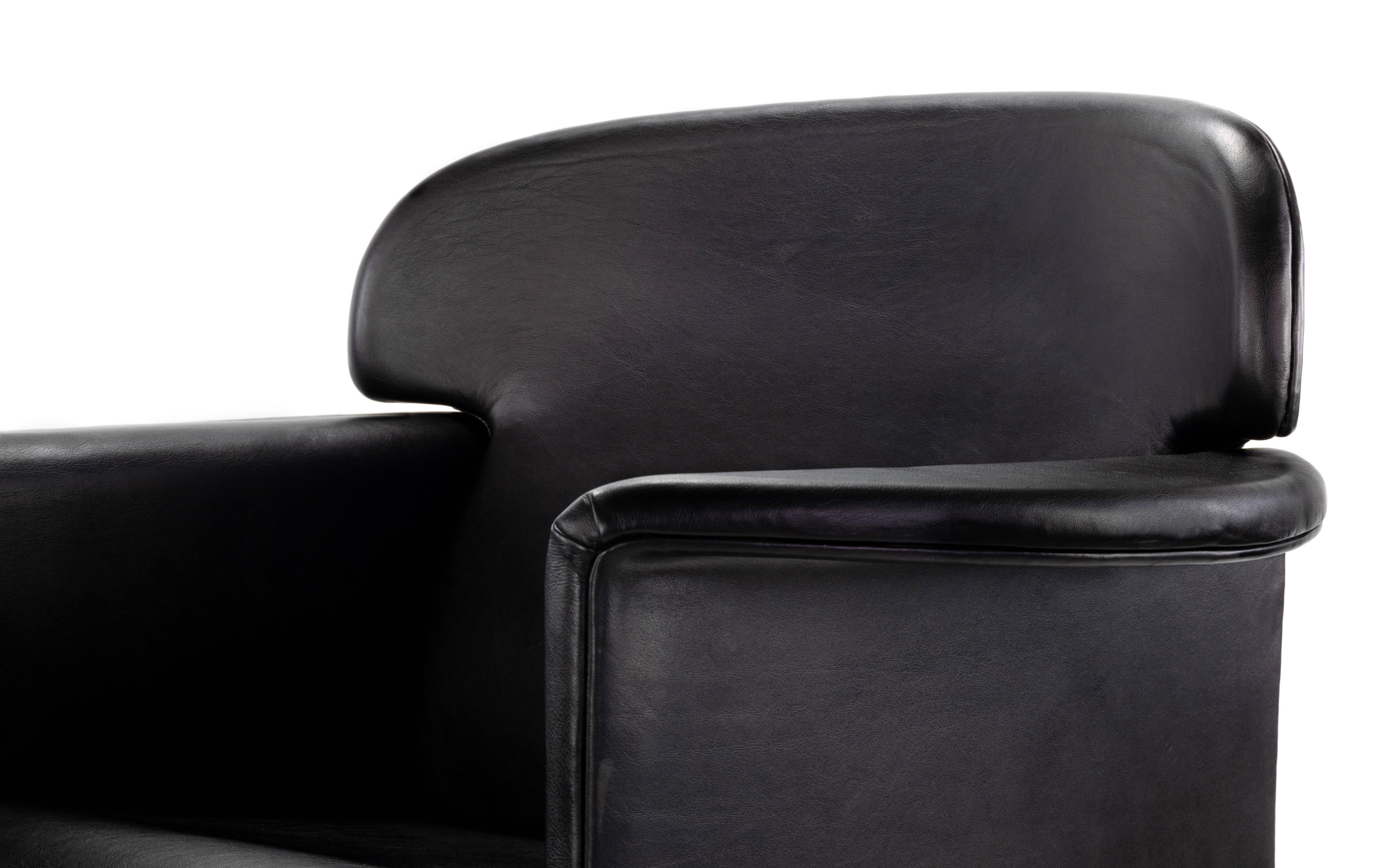 Late 20th Century Mid Century Modern Afra & Tobia Scarpa Black Leather Club Chair, Italy, 1970