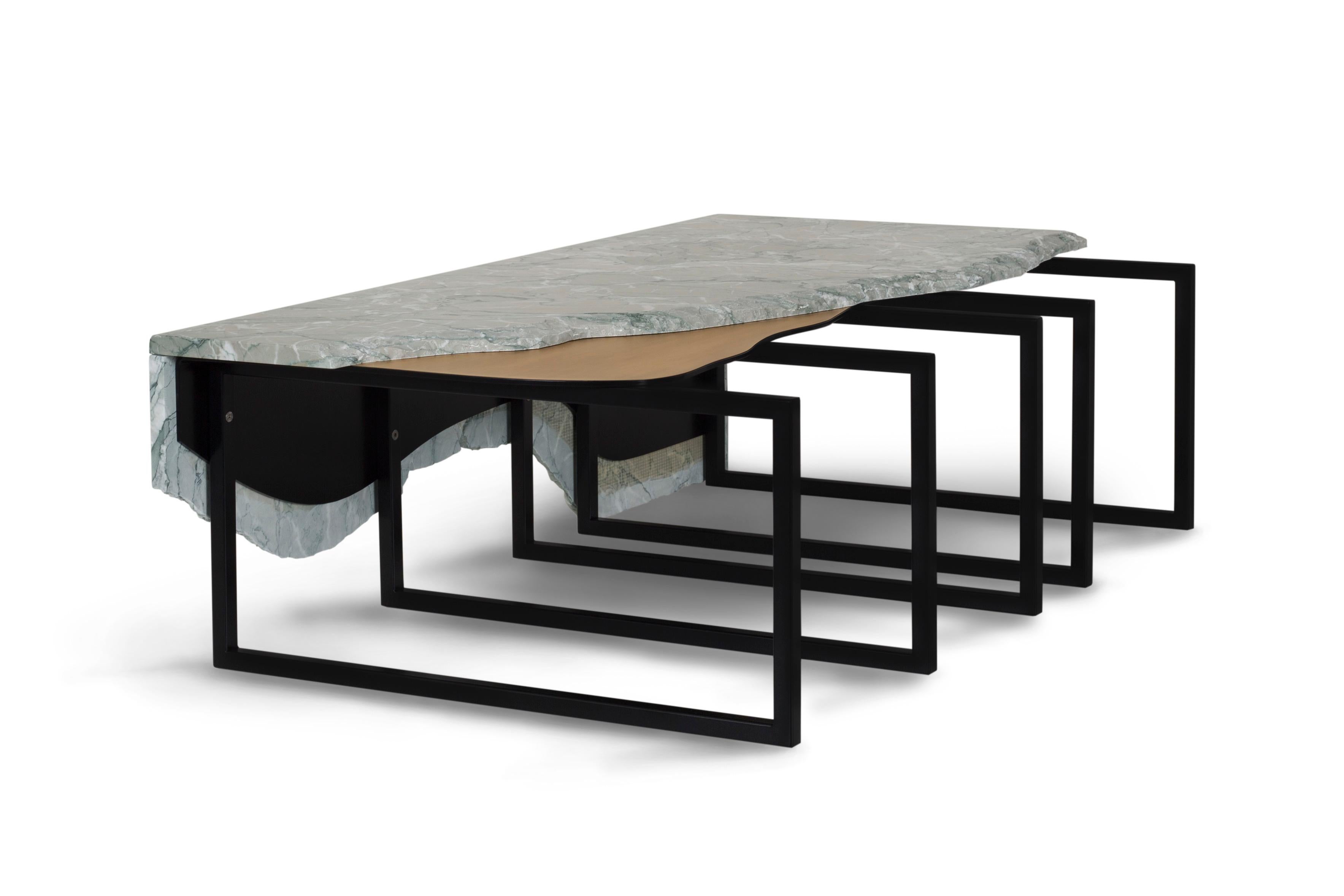 Table basse Aire de style moderne du milieu du siècle, Collection Contemporary, Fabriquée à la main au Portugal - Europe par Greenapple.

La table basse en marbre Aire est une expression audacieuse de la sophistication moderne. Inspiré par les