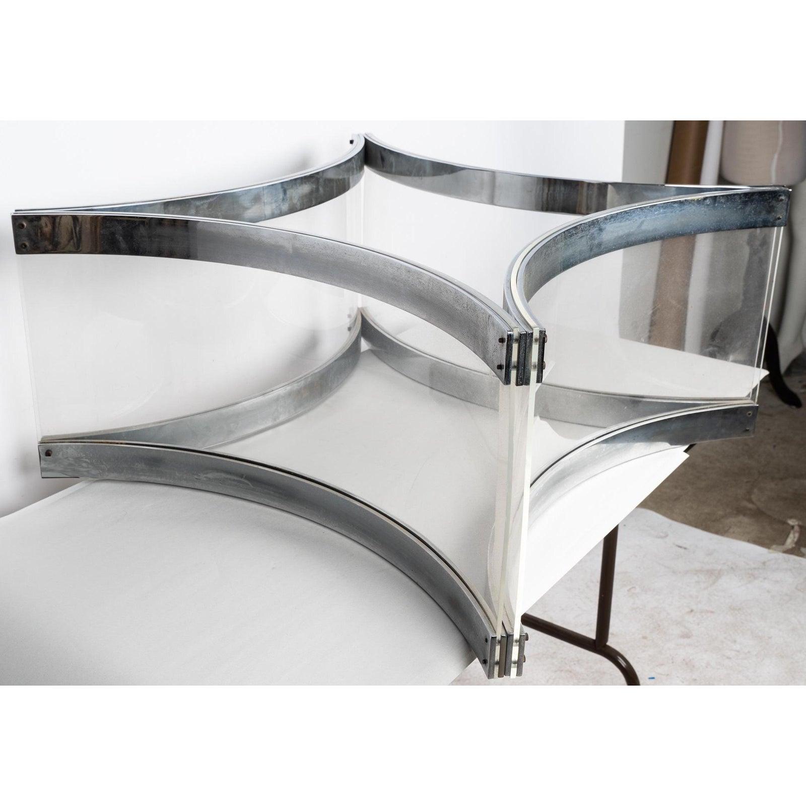 Mid-Century Modern Alessandro Albrizzi Chrome & Lucite Coffee Cocktail Table For Sale 1