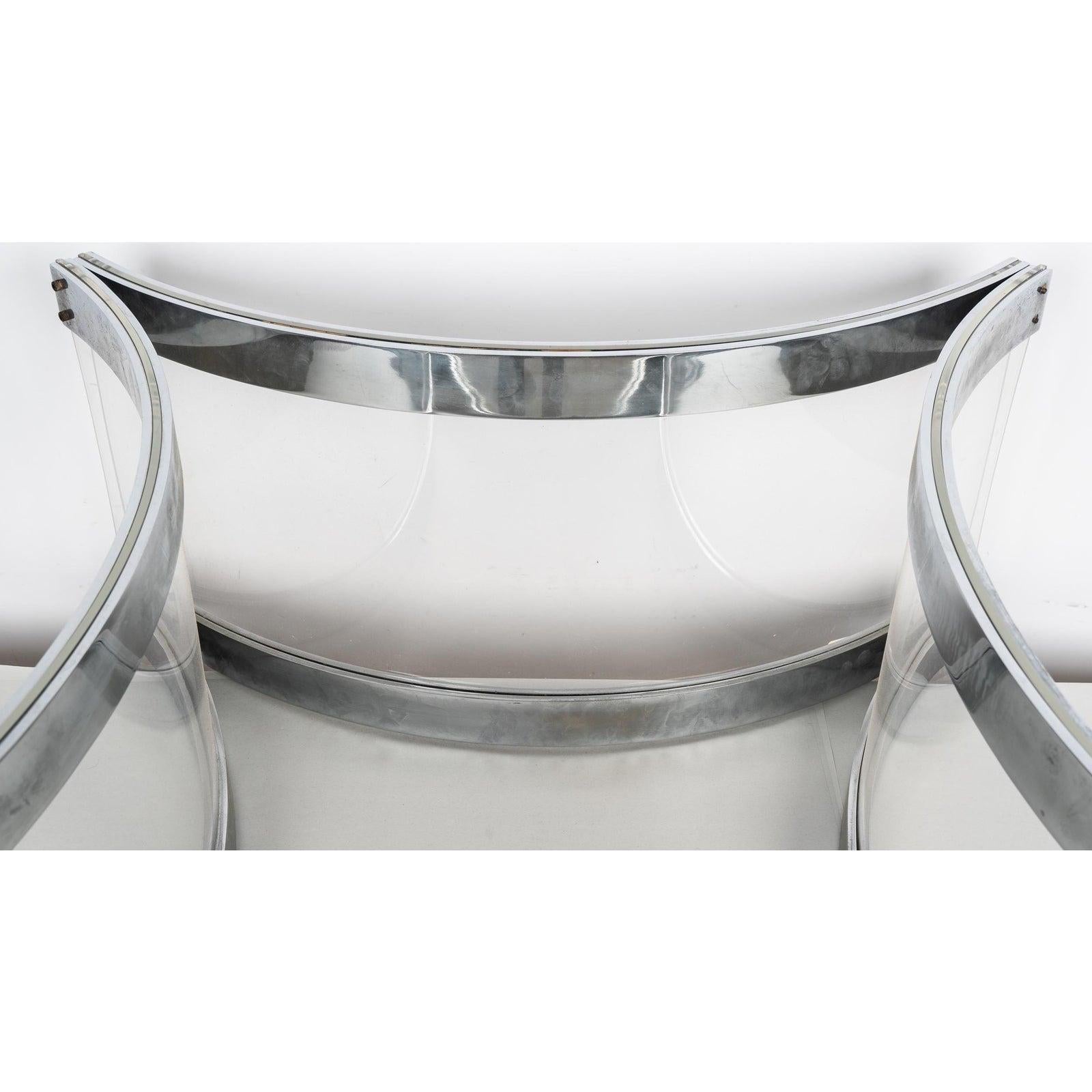 Chrome Table basse en chrome et lucite mi-siècle moderne Alessandro Albrizzi en vente