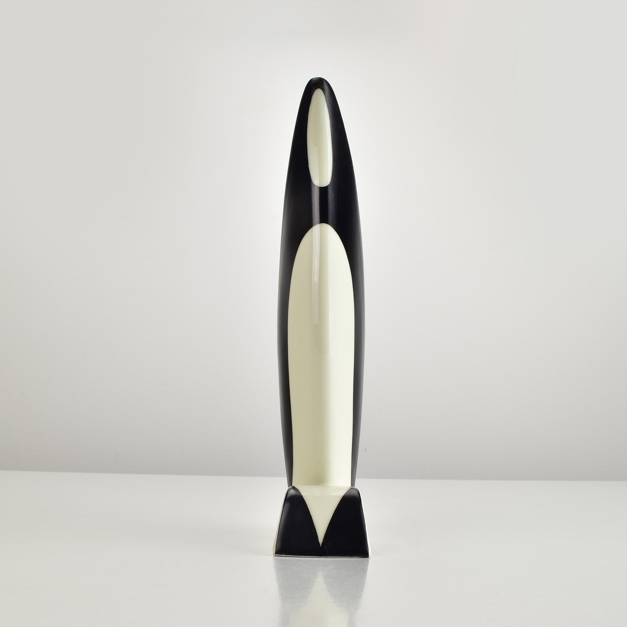 Mitte des Jahrhunderts Modern Alka Kunst Bavaria Schwarz-Weiß-Porzellan Krug Vase 1950s (Moderne der Mitte des Jahrhunderts) im Angebot