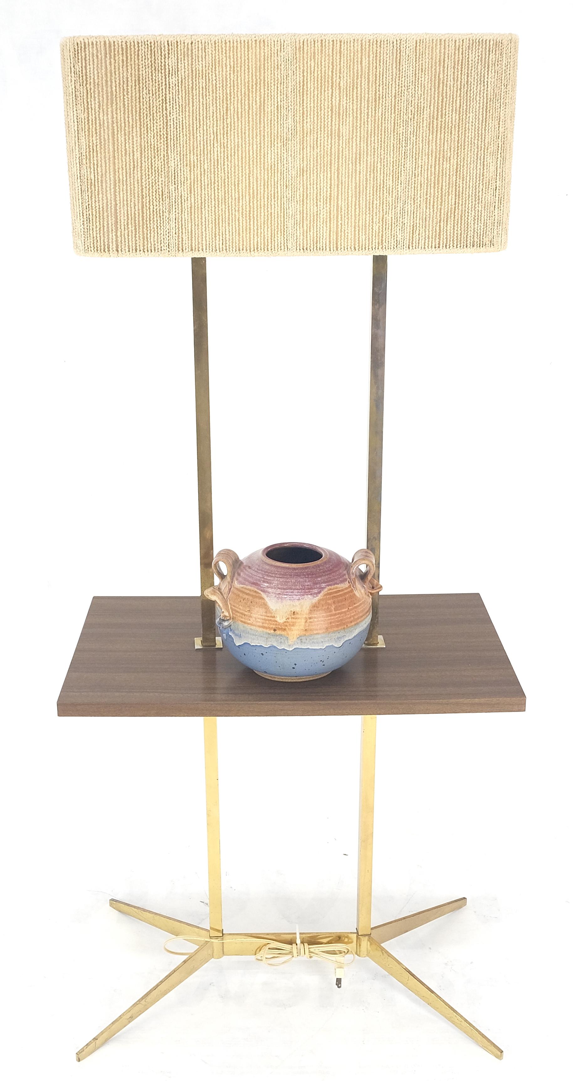 Mid Century Modern Todo Latón Macizo Mesa Rectangular Lámpara de Pie Estilo McCobb en venta 9