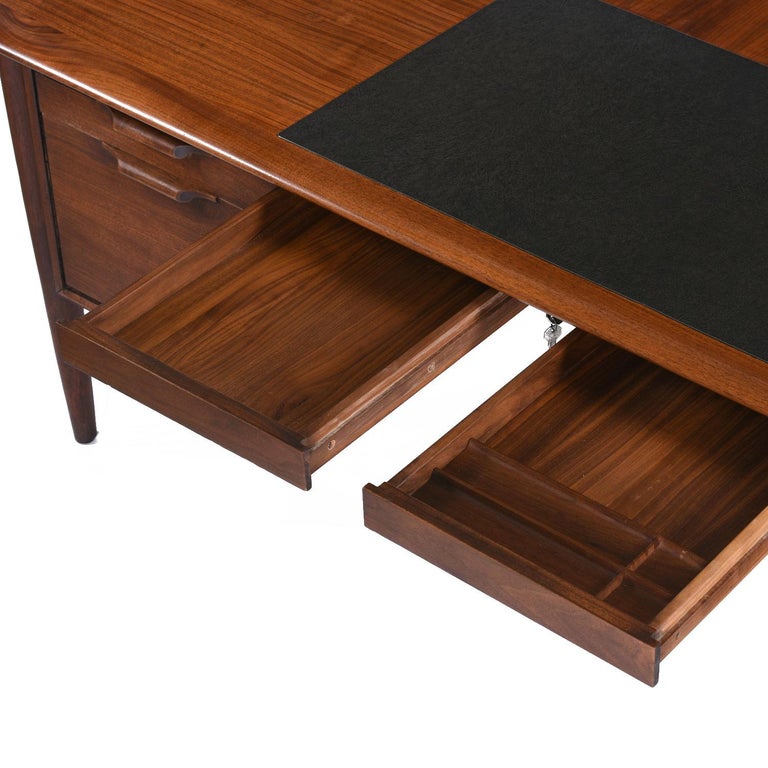 Mid-Century Modern Alma Castilian Walnut Executive Desk For Sale 2