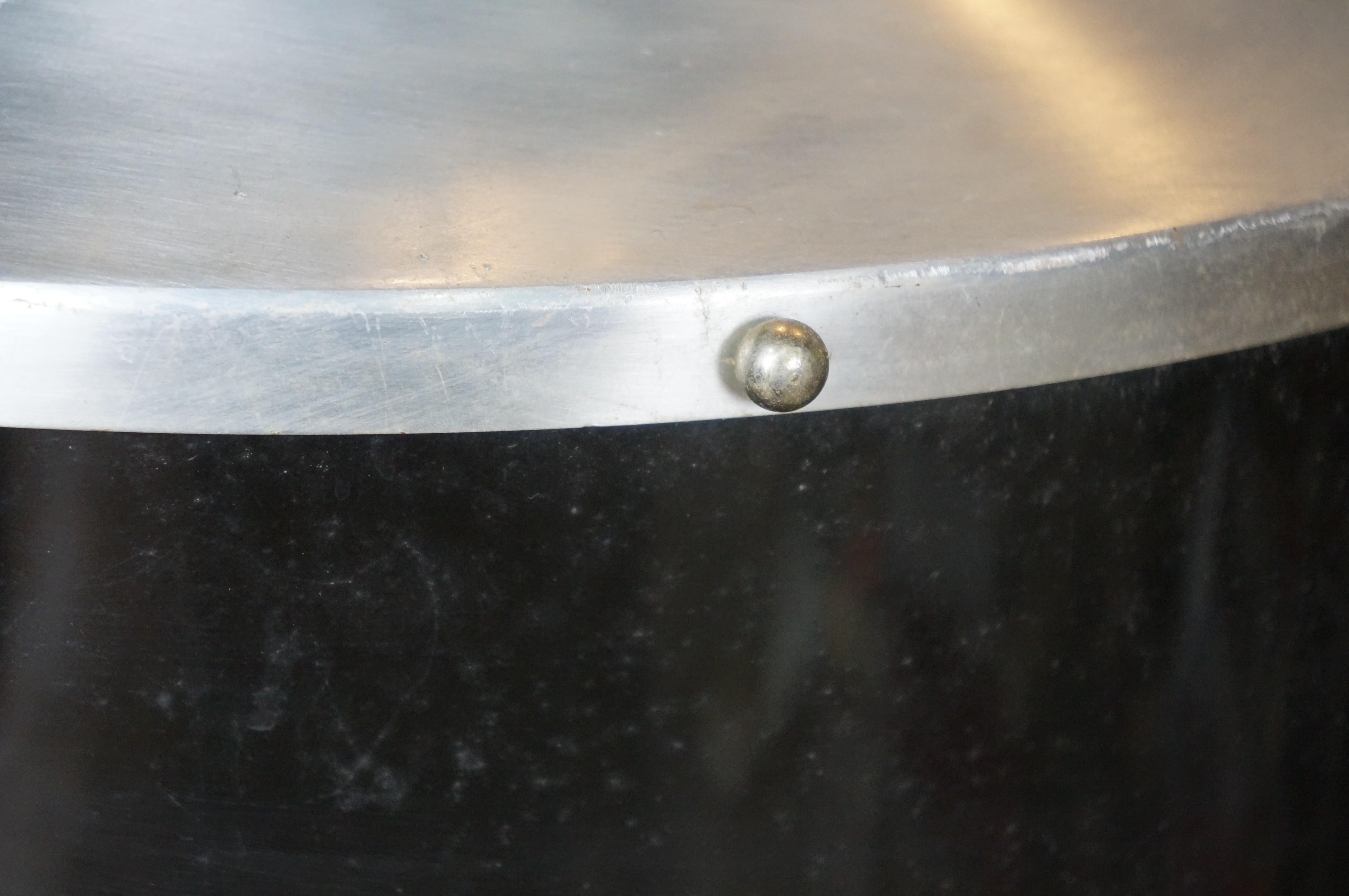 Ciondolo a globo in plastica e alluminio di metà secolo, 16