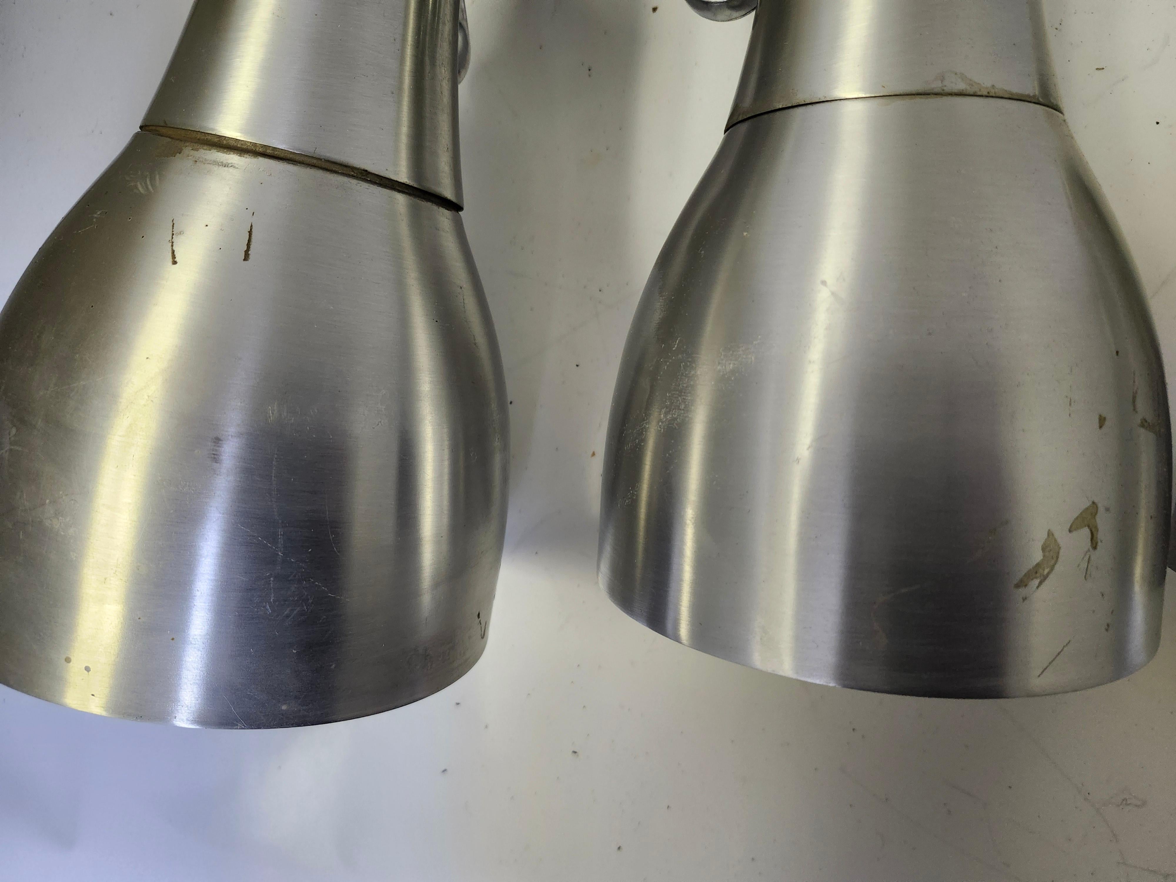 Pareja de dobles Lightolier de aluminio moderno de mediados de siglo Aluminio en venta