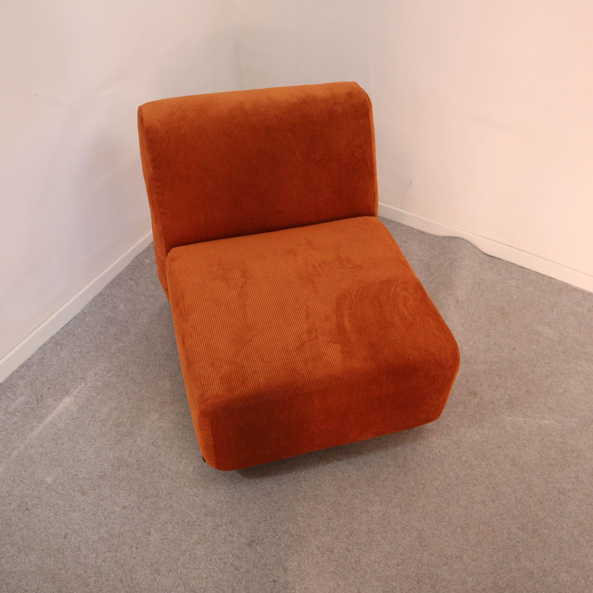 Mid-Century Modern Amanta 24 armchair modular sofa Mario Bellini B&B Italia 1970 For Sale 2