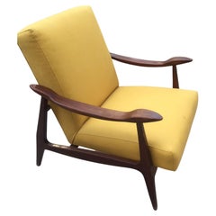 Mid-Century Modern Amazing Armchair in the Style of Gianfranco Frattini, 1960s