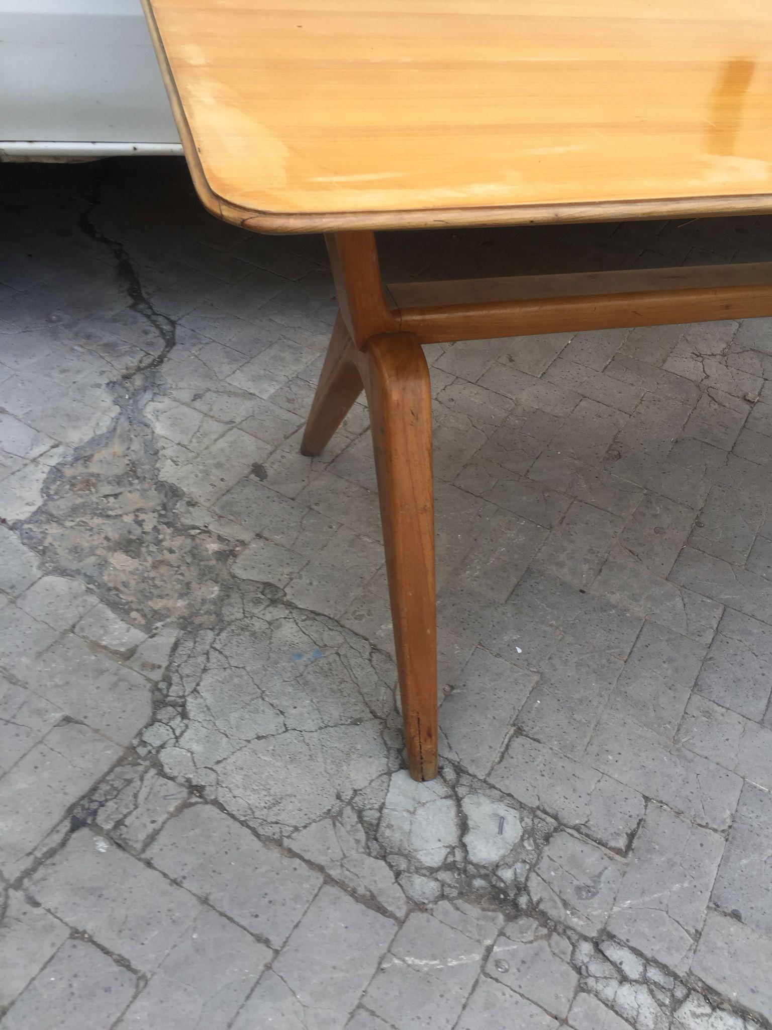 italien The Moderns, étonnante table de salle à manger, dans le style de Melchiorre Vega, années 1950 en vente