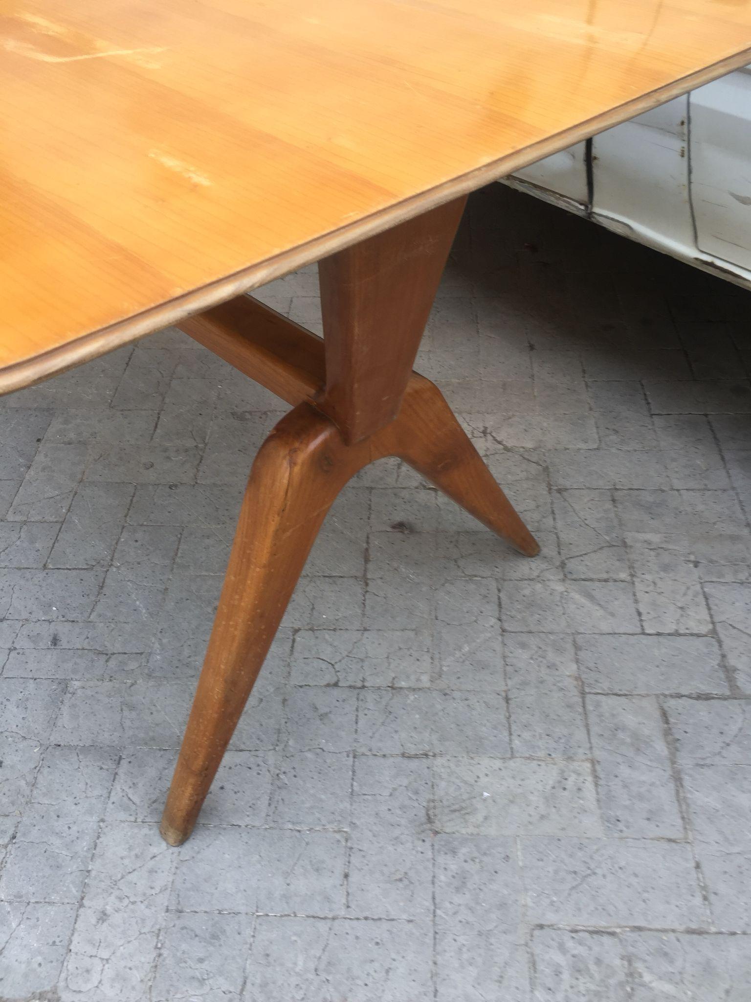 The Moderns, étonnante table de salle à manger, dans le style de Melchiorre Vega, années 1950 en vente 1