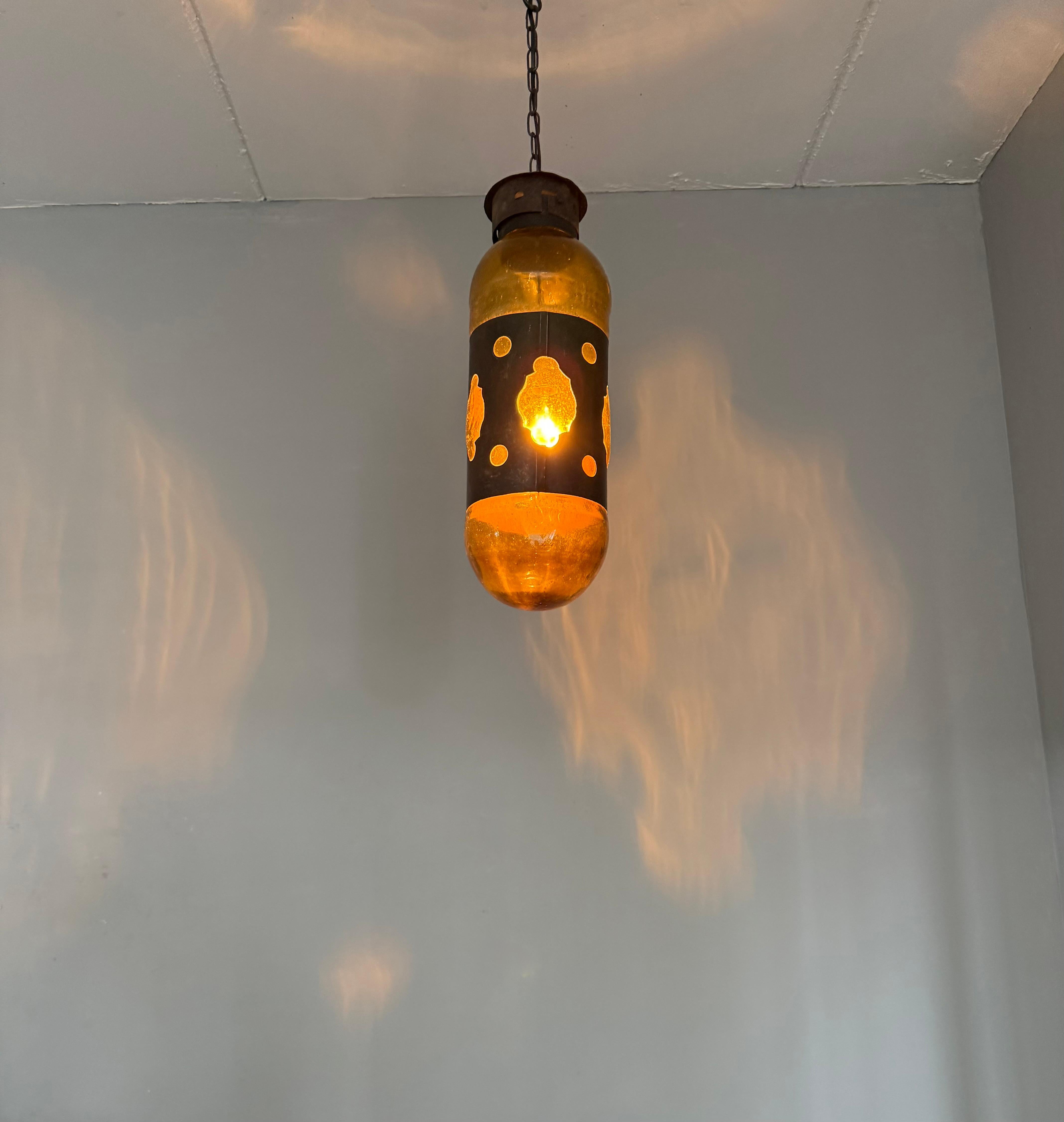 Mid-Century Modern Amber Glass and Patinated Metal Pendant, Attr. to Nanny Still For Sale 8
